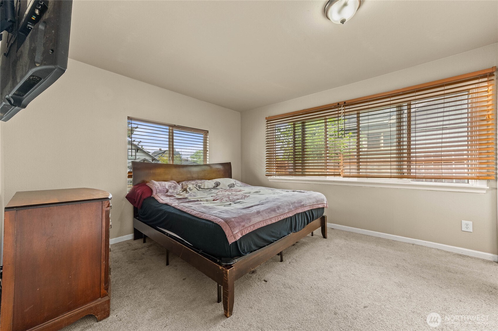 5911 S Thompson Avenue Property Photo 13