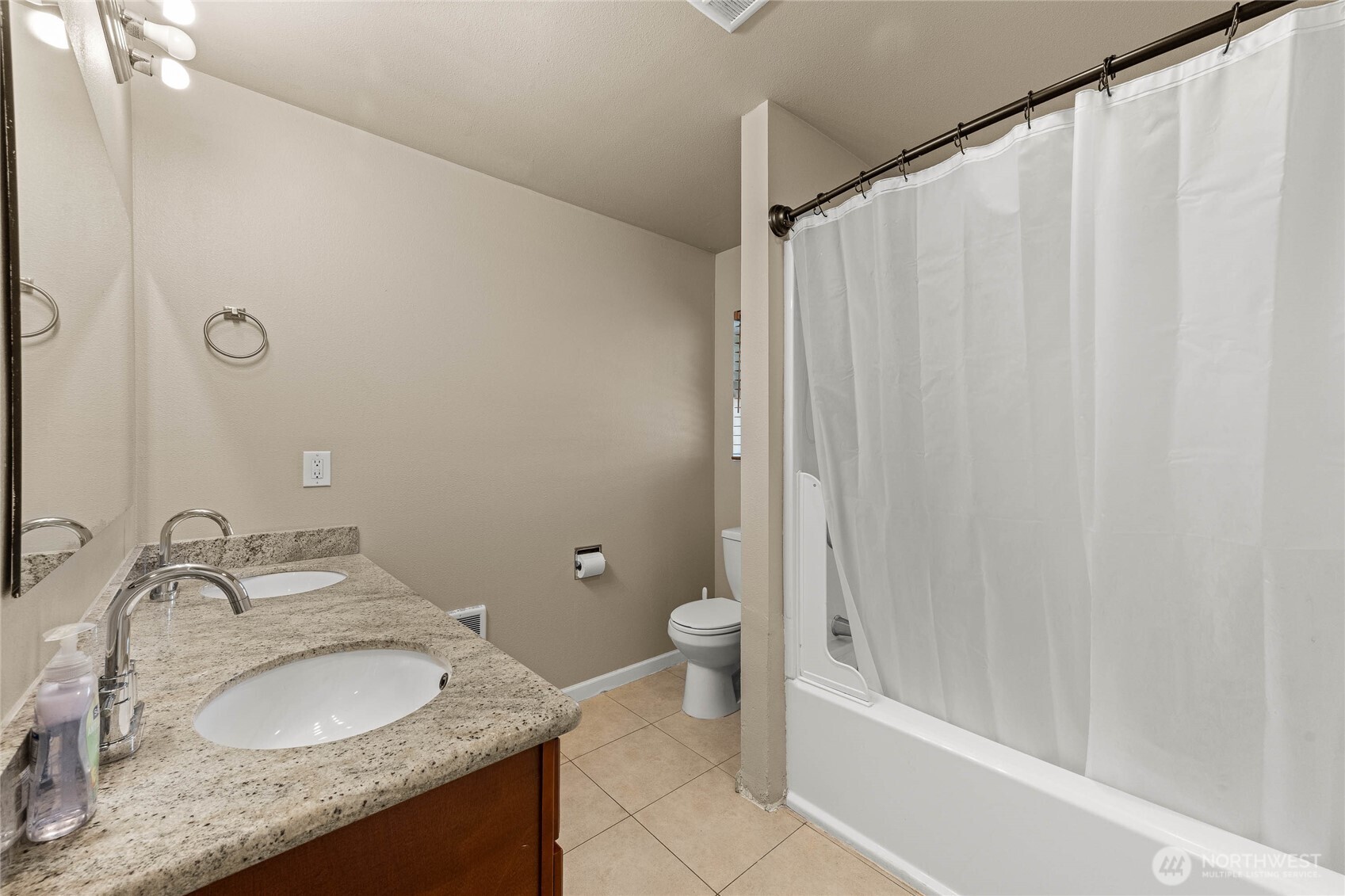 5911 S Thompson Avenue Property Photo 16