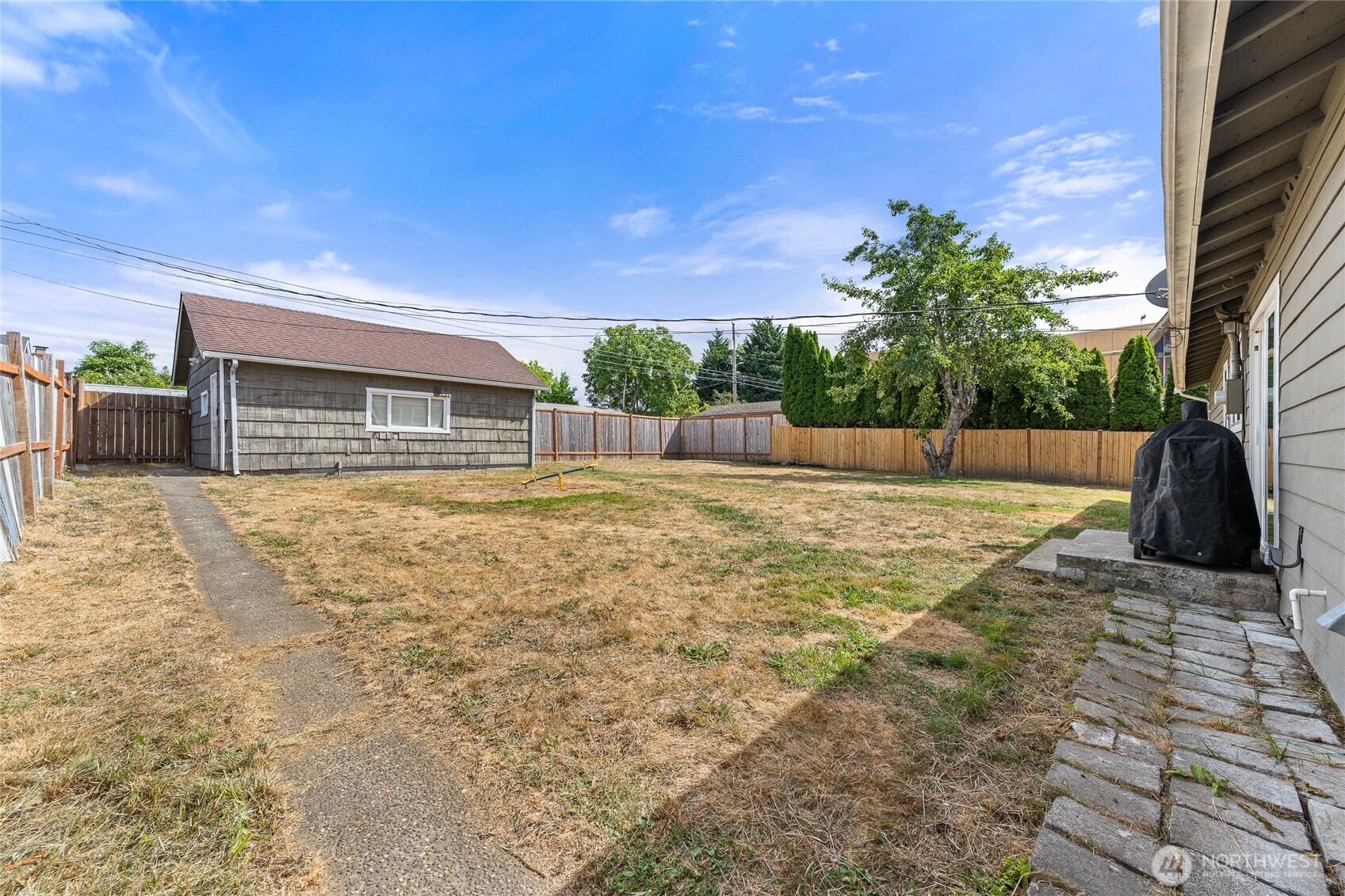 5911 S Thompson Avenue Property Photo 20