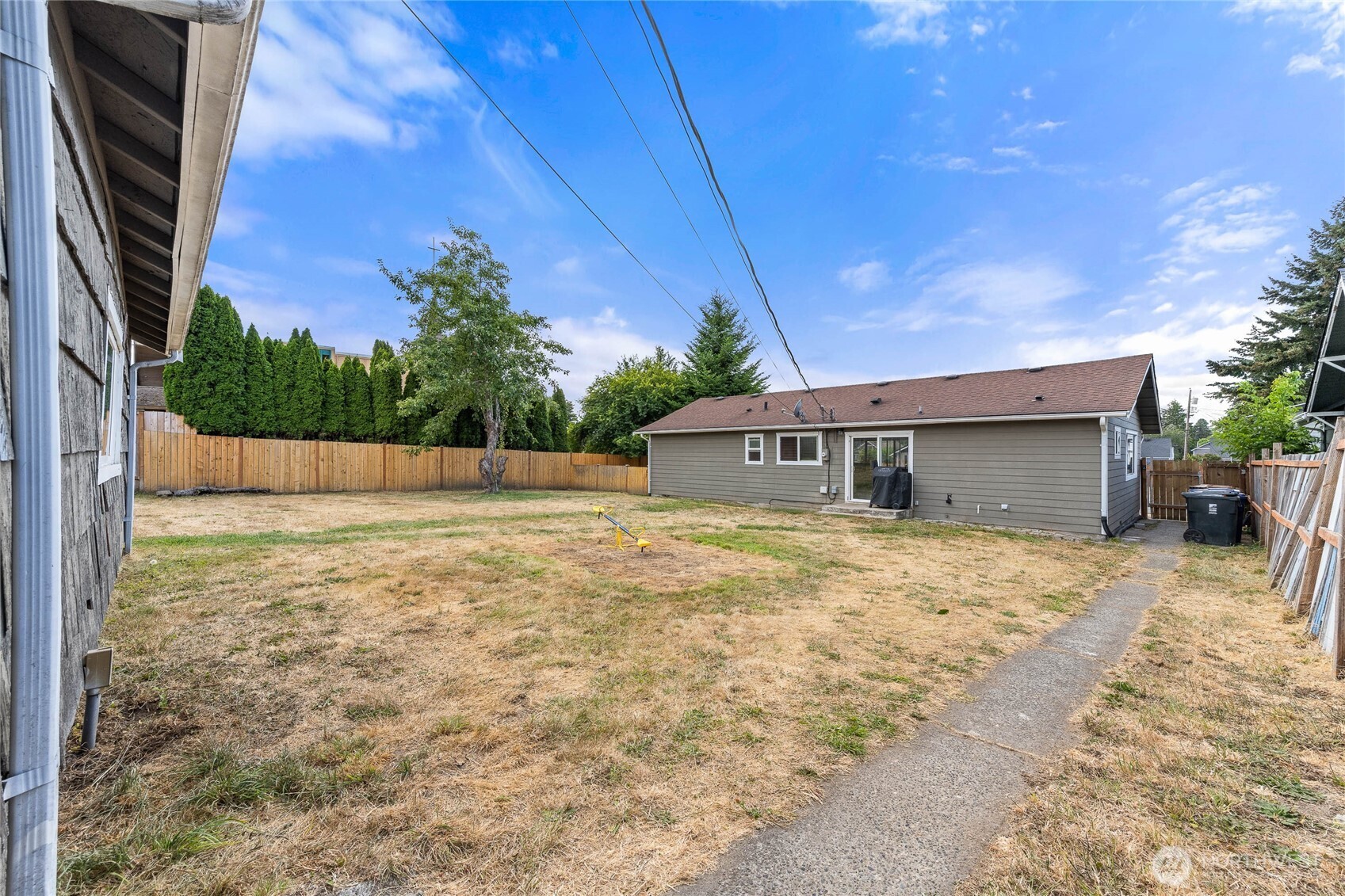 5911 S Thompson Avenue Property Photo 22
