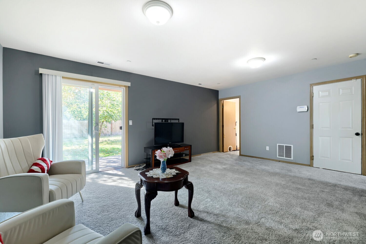 620 90th Street Property Photo 13