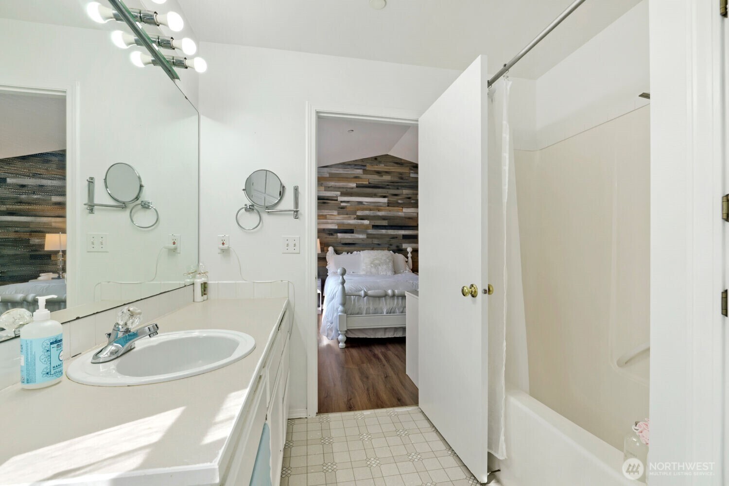 620 90th Street Property Photo 18