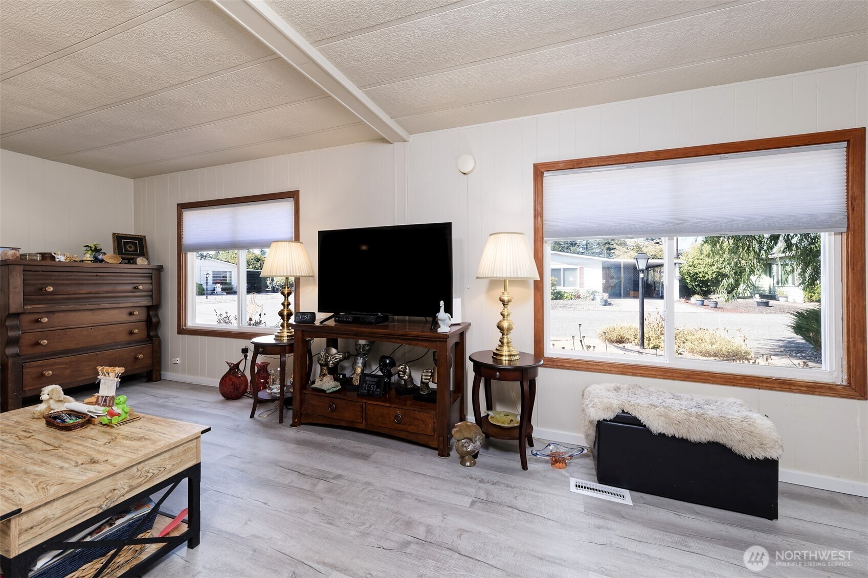 2 Dasher Property Photo 11