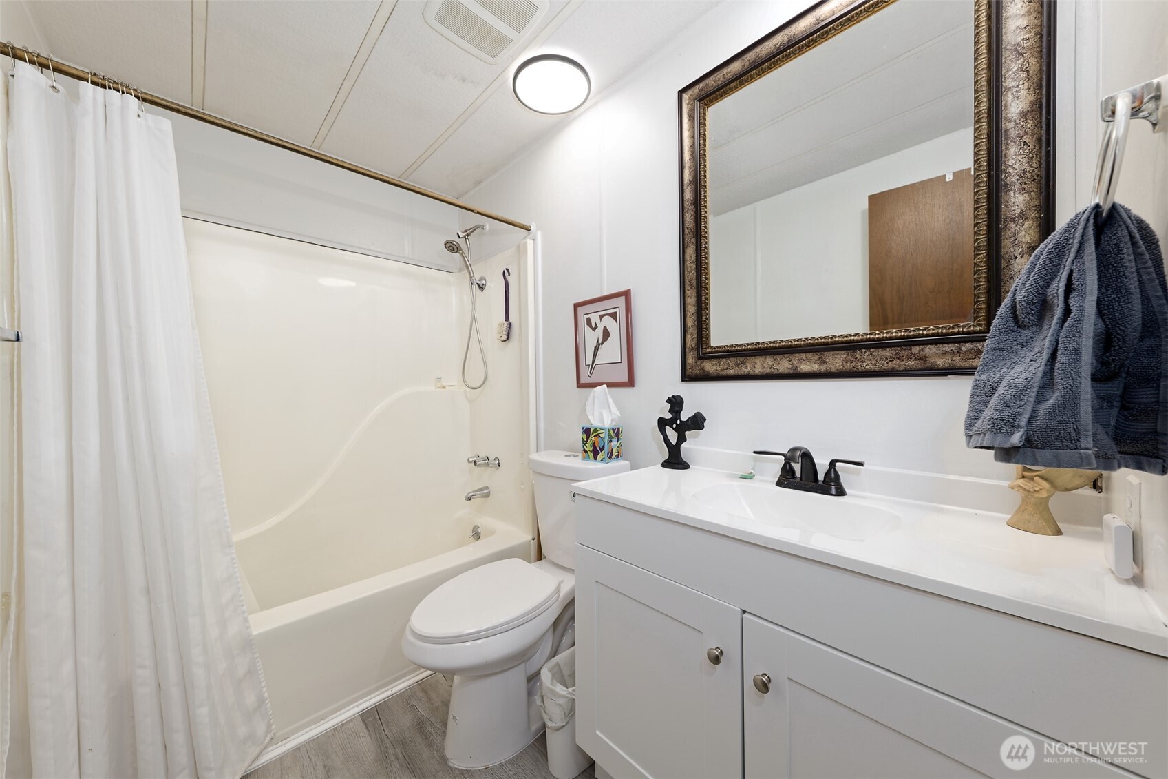2 Dasher Property Photo 20