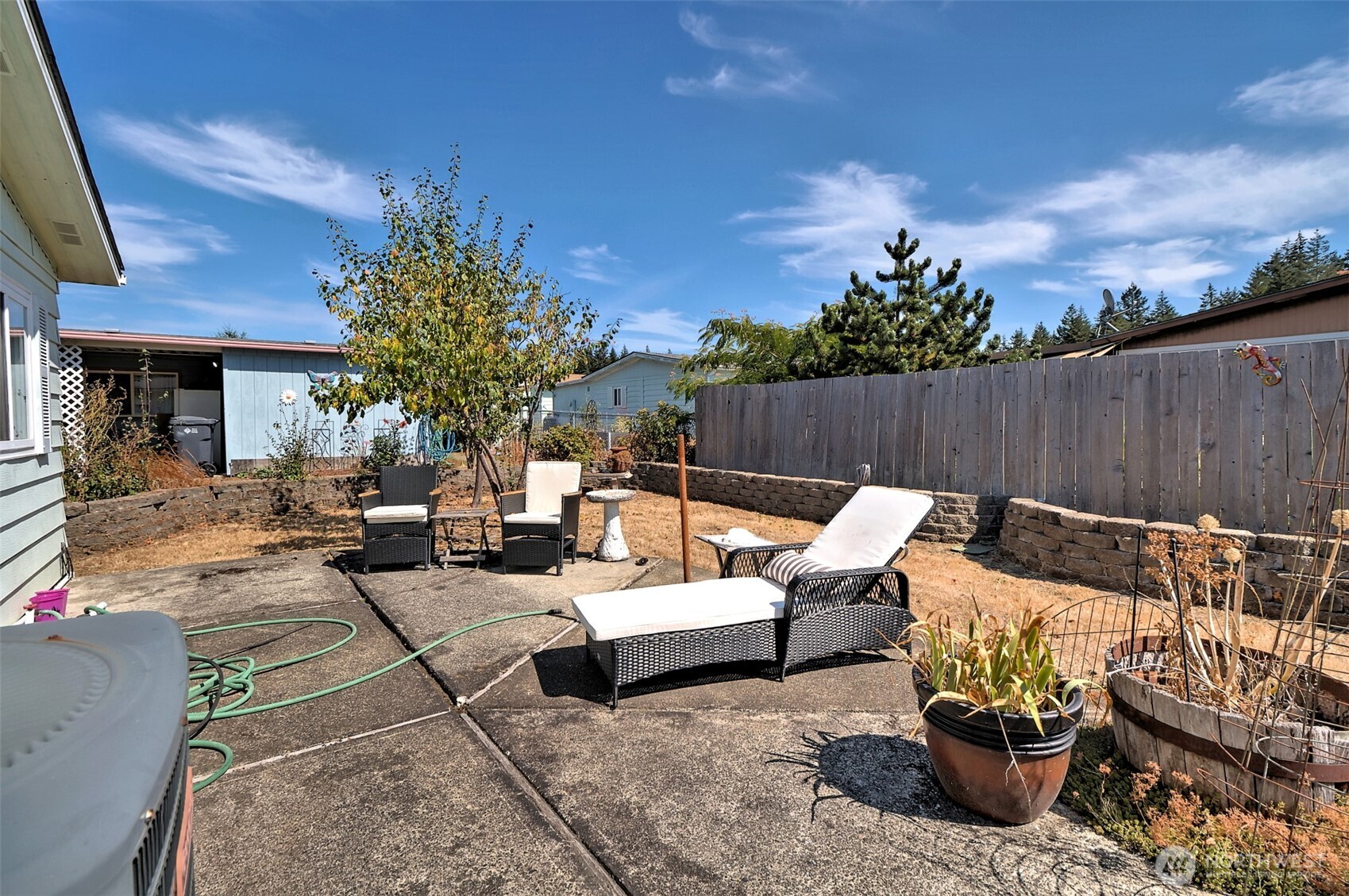 2 Dasher Property Photo 23
