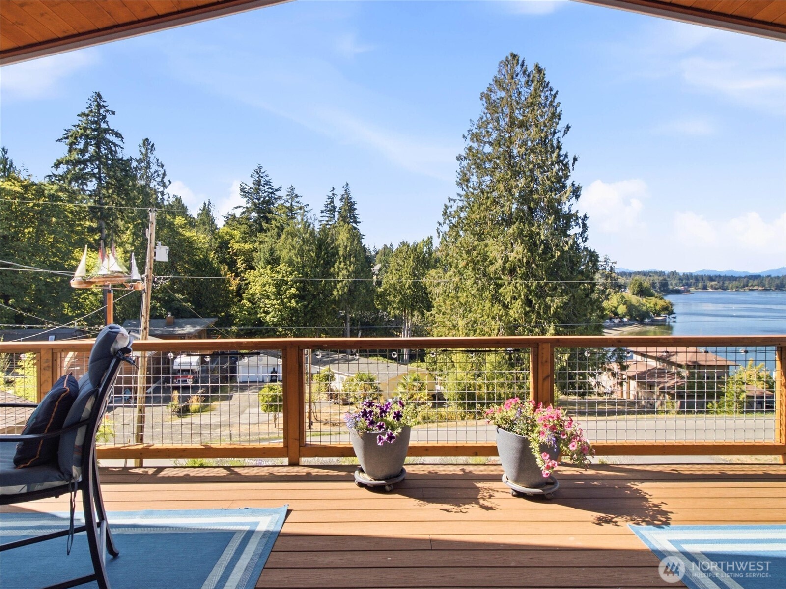 9924 Mariner Drive Property Photo 11