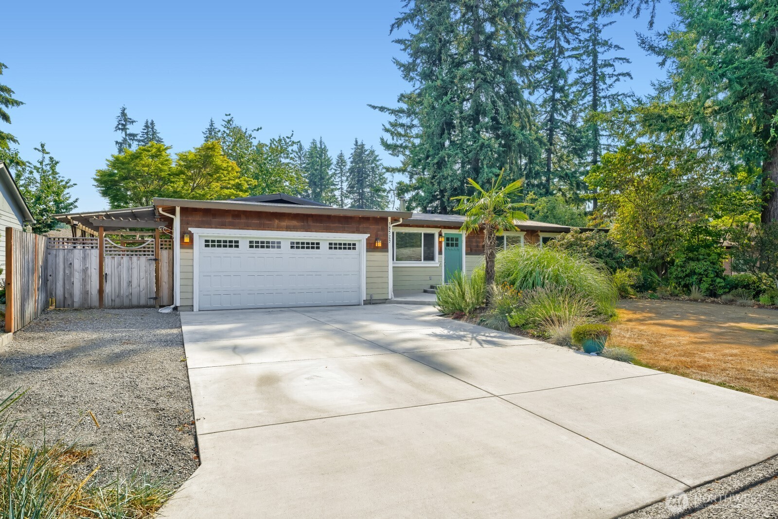 18529 Se 244th Place Property Photo 2