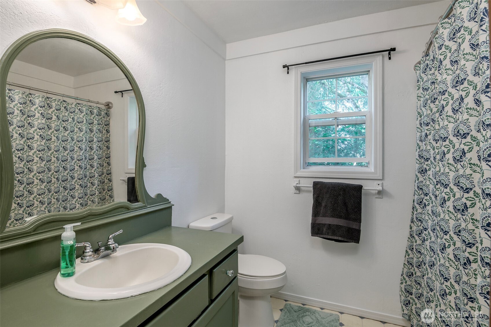 817 Kendall Street Property Photo 17