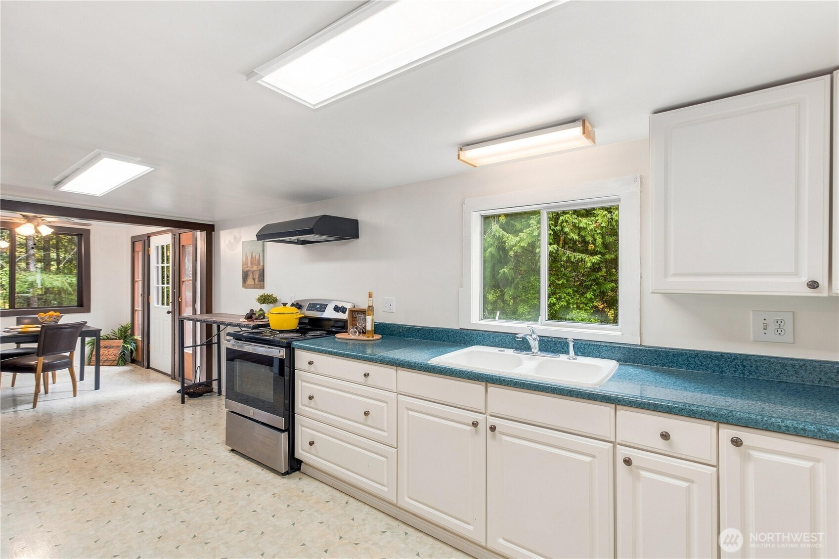 11779 Nw Holly Road Property Photo 13