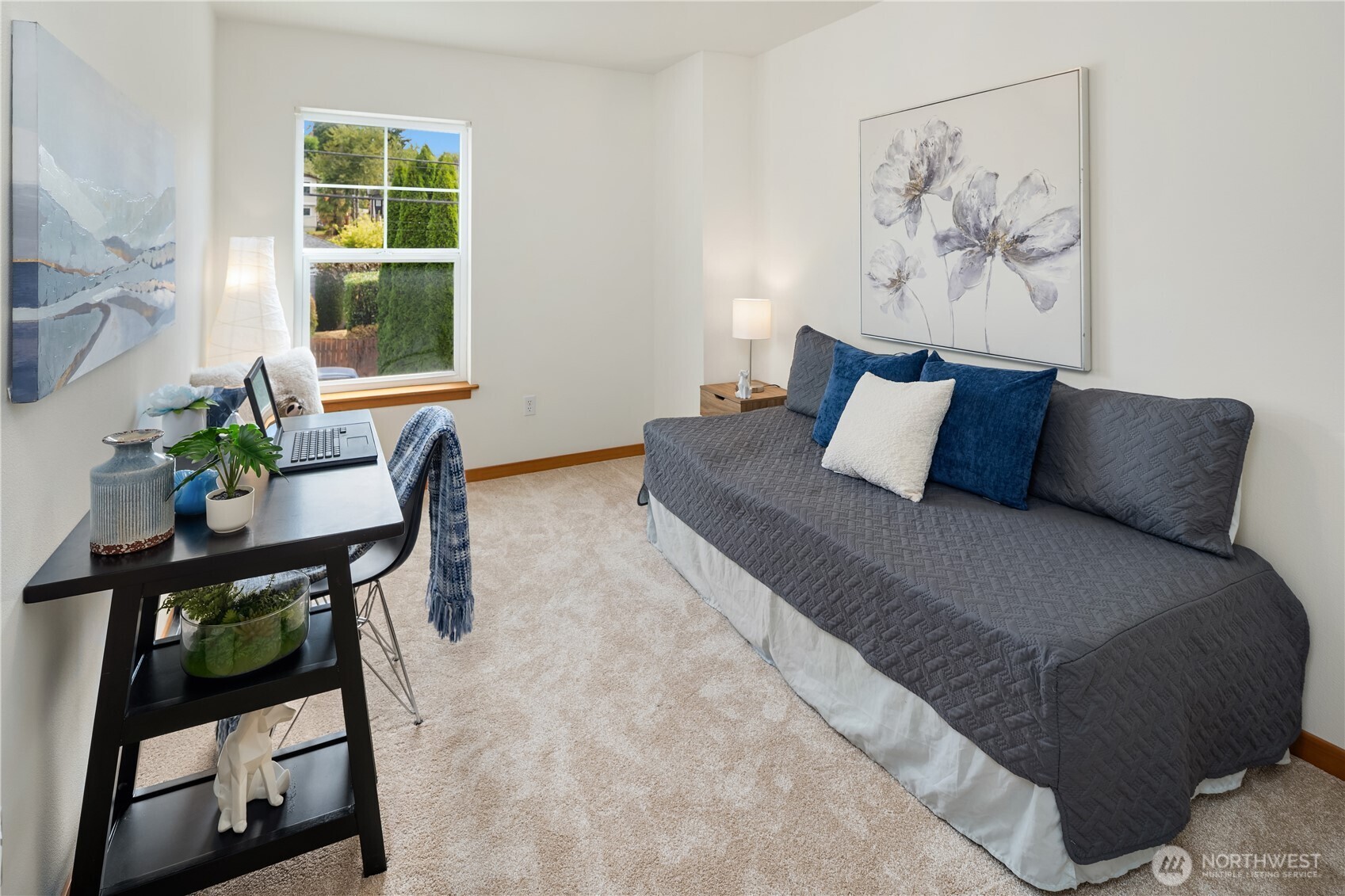 5614 Fauntleroy Way Property Photo 13