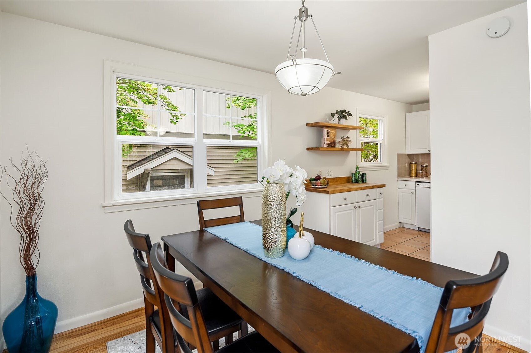 5614 Fauntleroy Way Property Photo 23