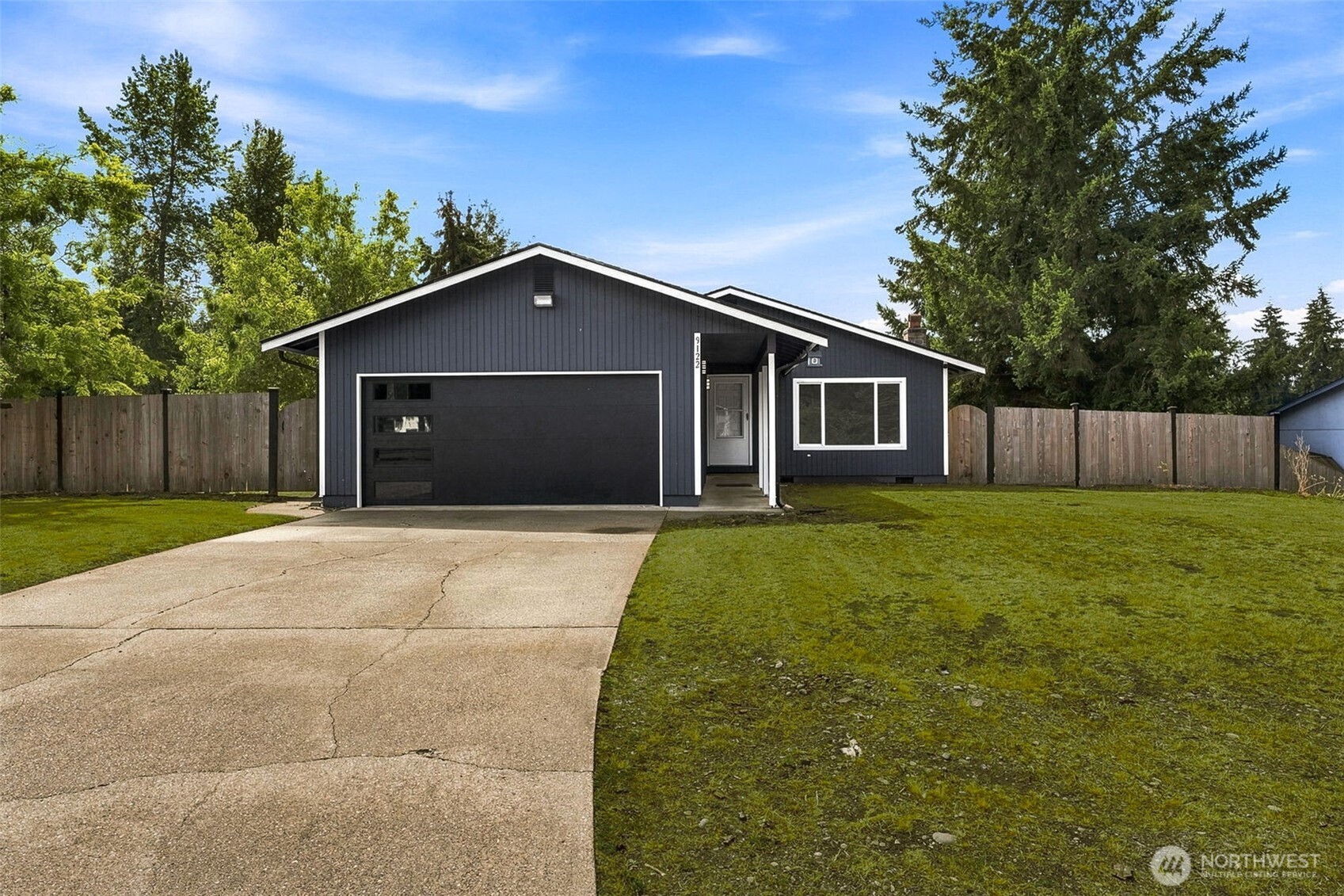 9122 159th Street Property Photo 2