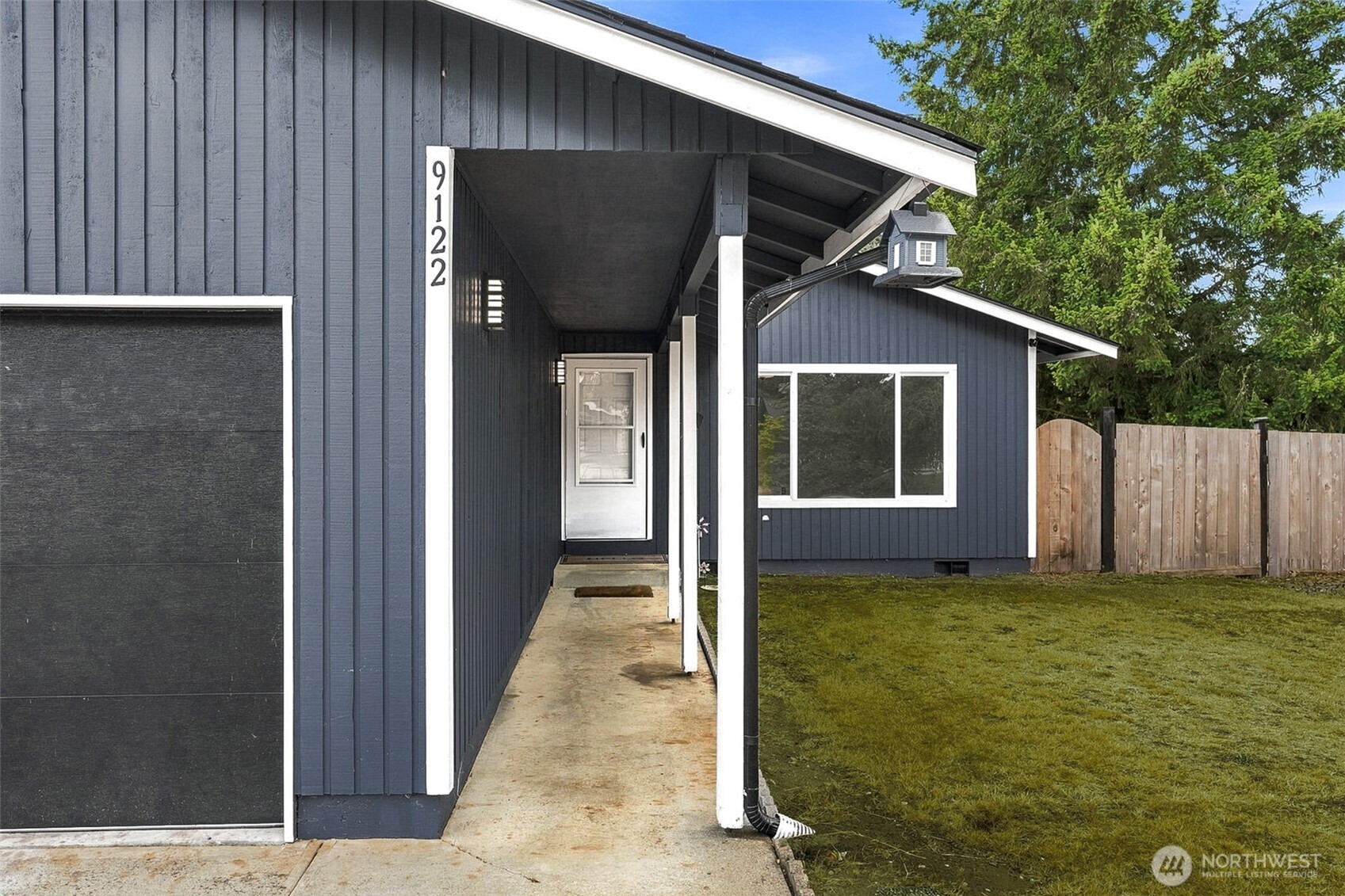 9122 159th Street Property Photo 3