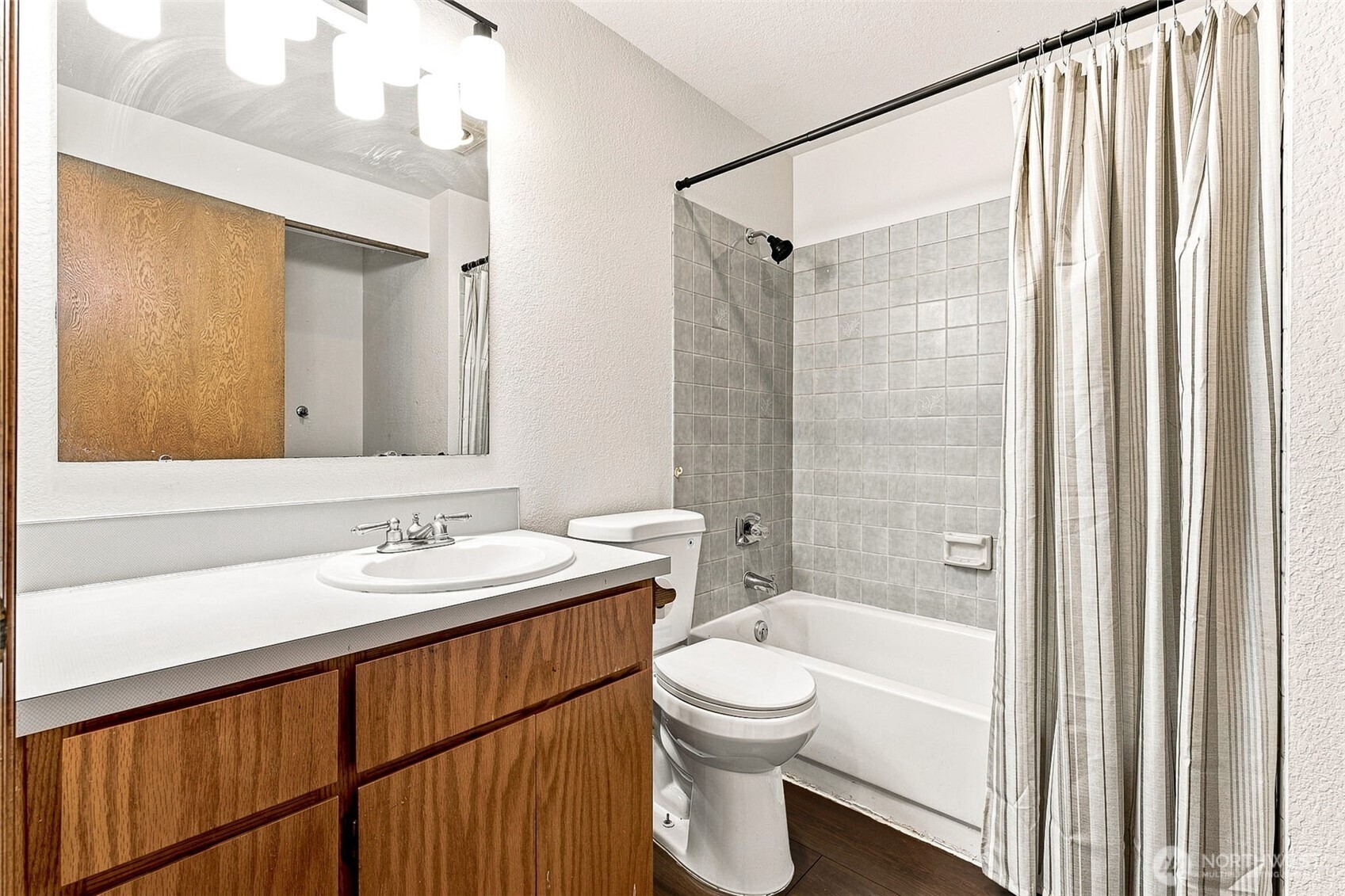9122 159th Street Property Photo 13