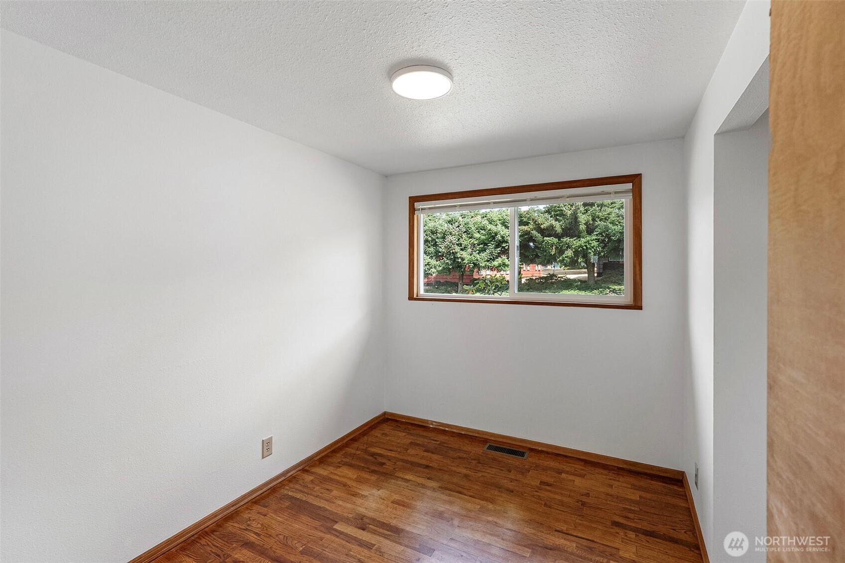 1527 Sylvan Way Property Photo 18