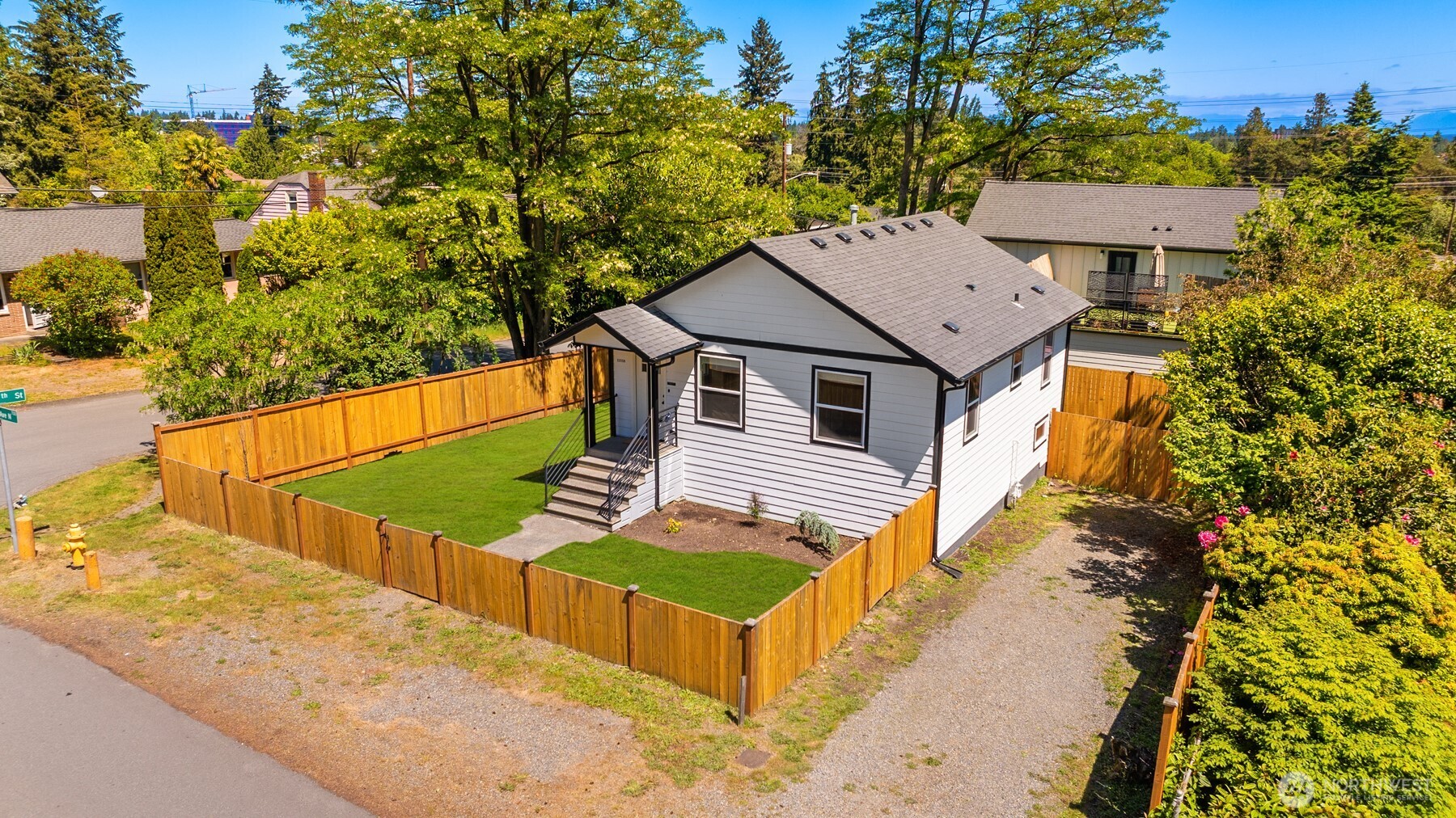 11558 Fremont Avenue Property Photo 1