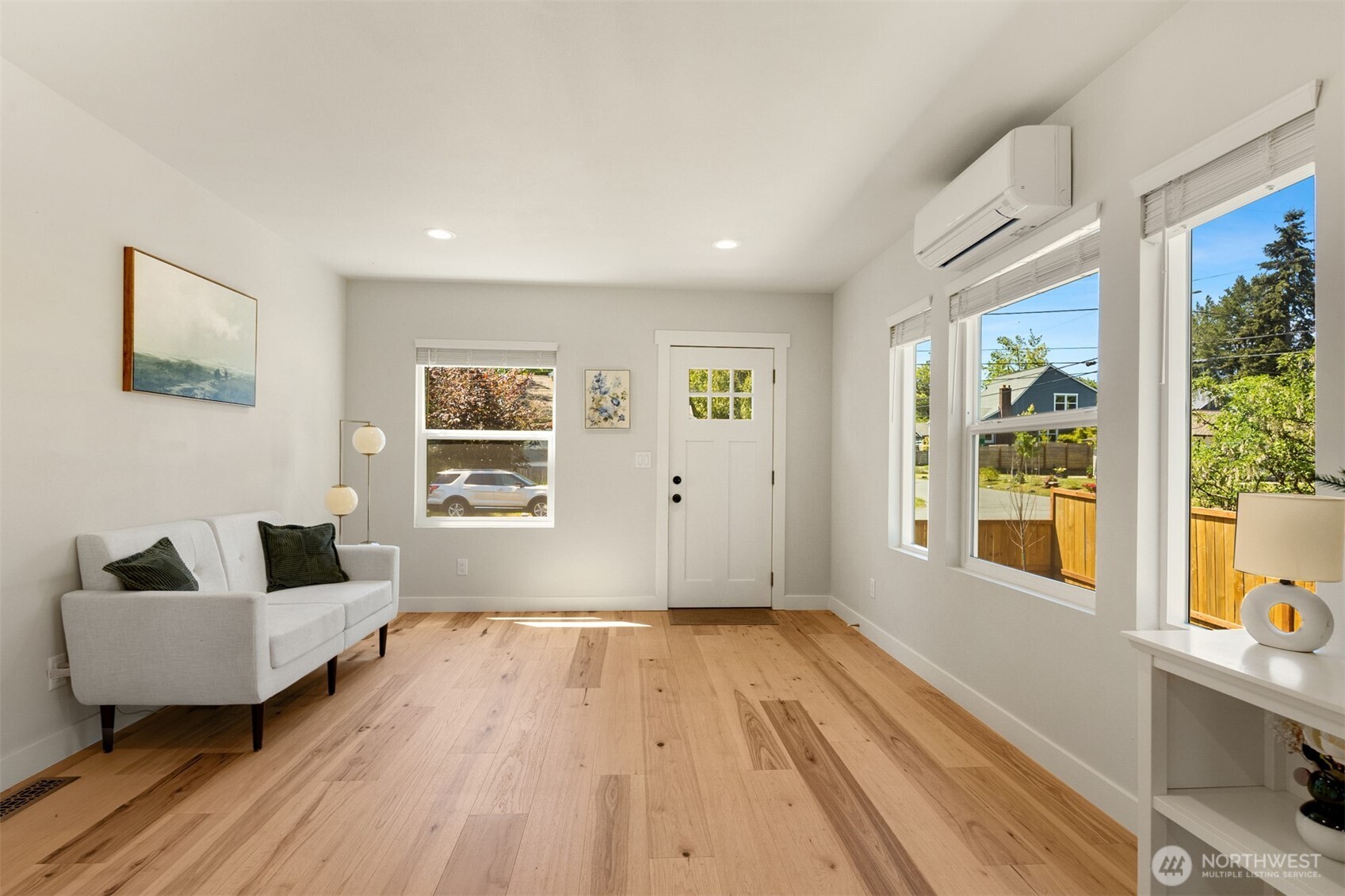 11558 Fremont Avenue Property Photo 7