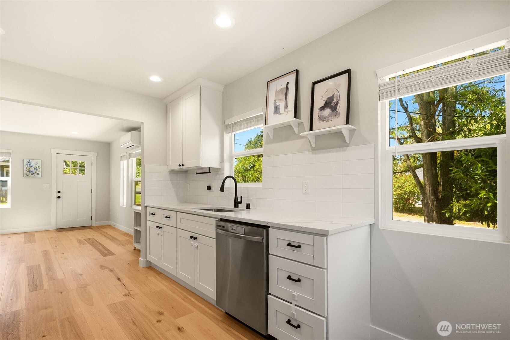 11558 Fremont Avenue Property Photo 11