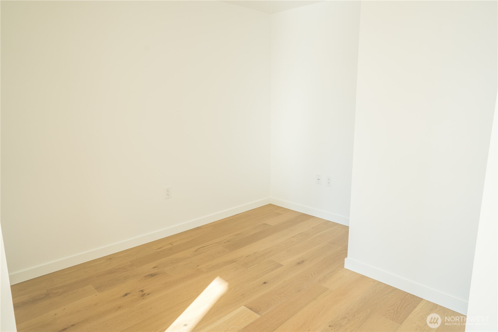 1808 Minor Avenue 1402 Property Photo 7