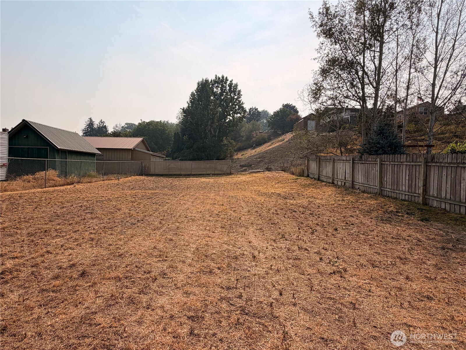 210 Whitcomb Avenue Property Photo 4