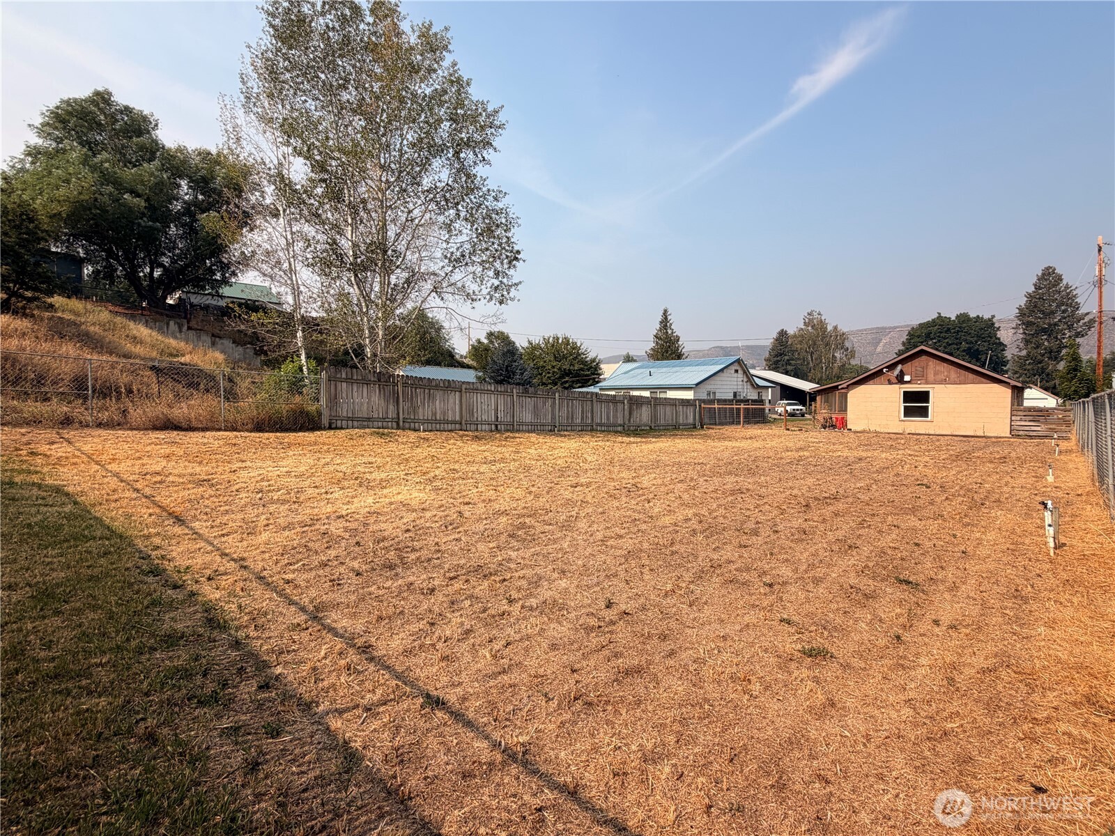 210 Whitcomb Avenue Property Photo 7