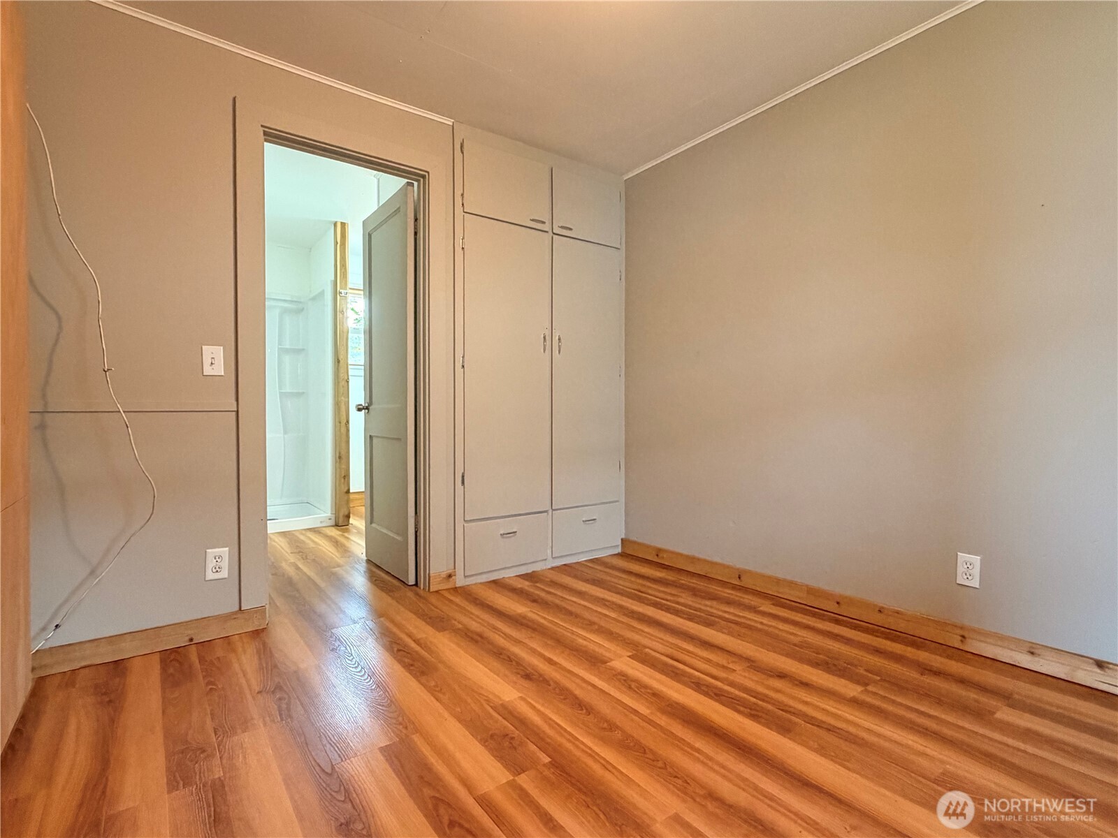 210 Whitcomb Avenue Property Photo 18