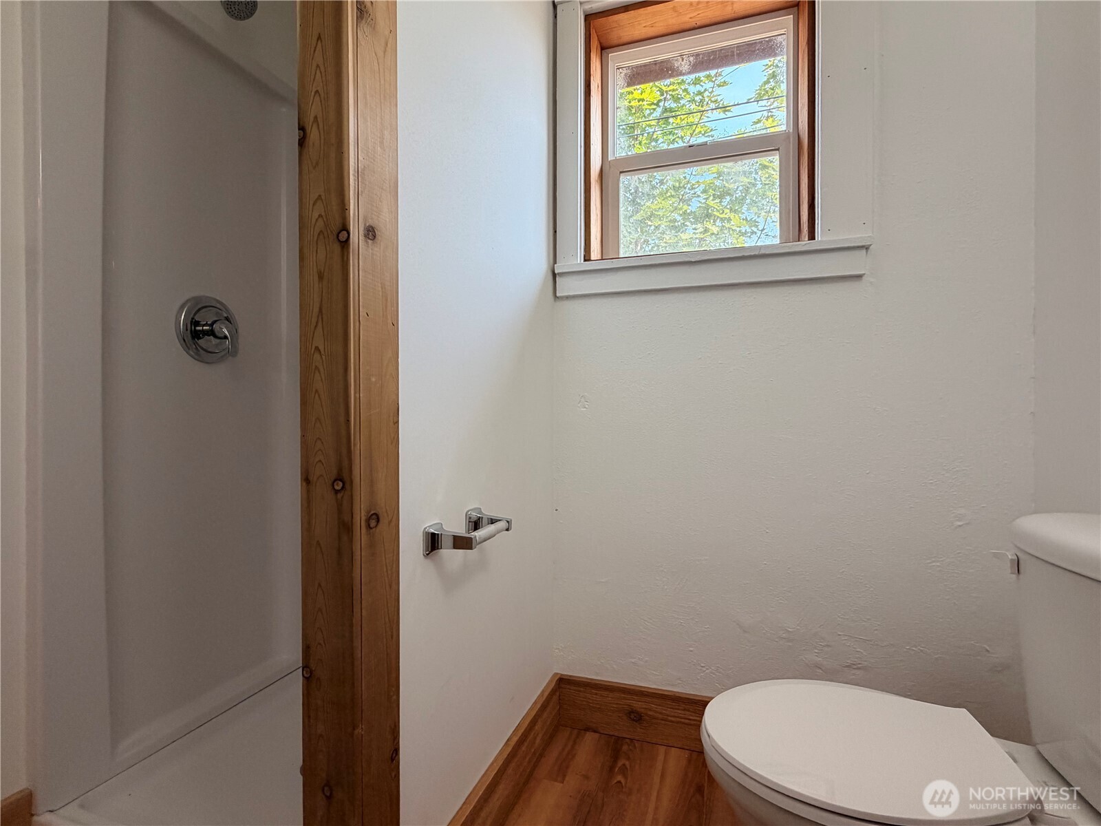 210 Whitcomb Avenue Property Photo 22