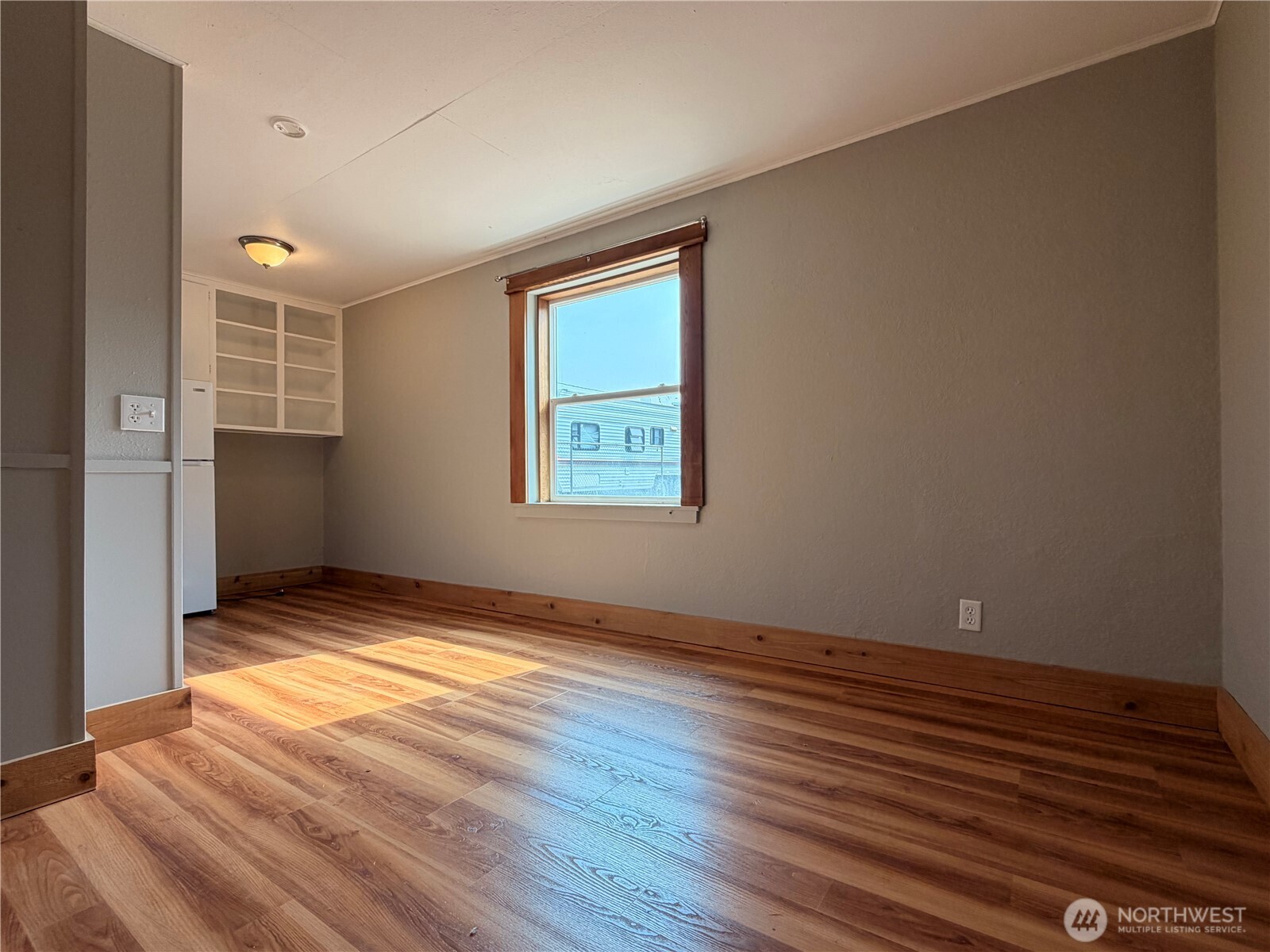 210 Whitcomb Avenue Property Photo 26