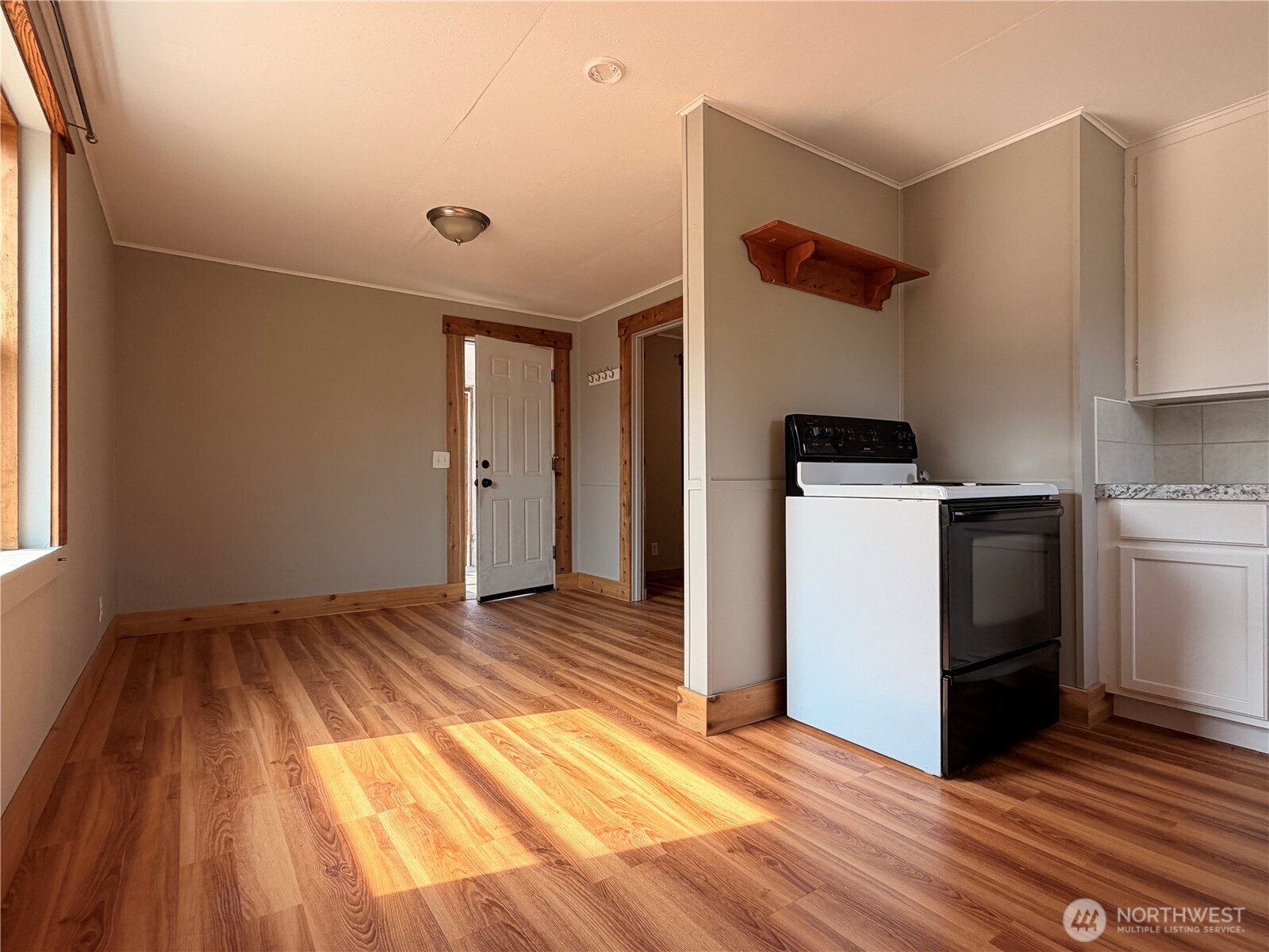 210 Whitcomb Avenue Property Photo 29