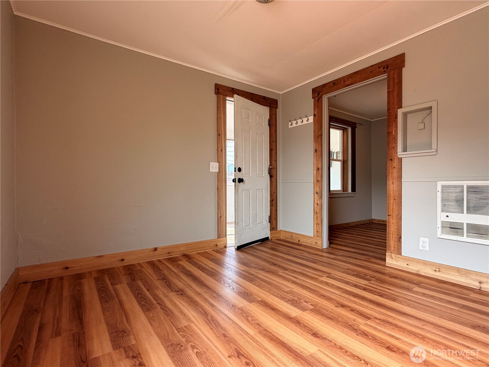 210 Whitcomb Avenue Property Photo 34