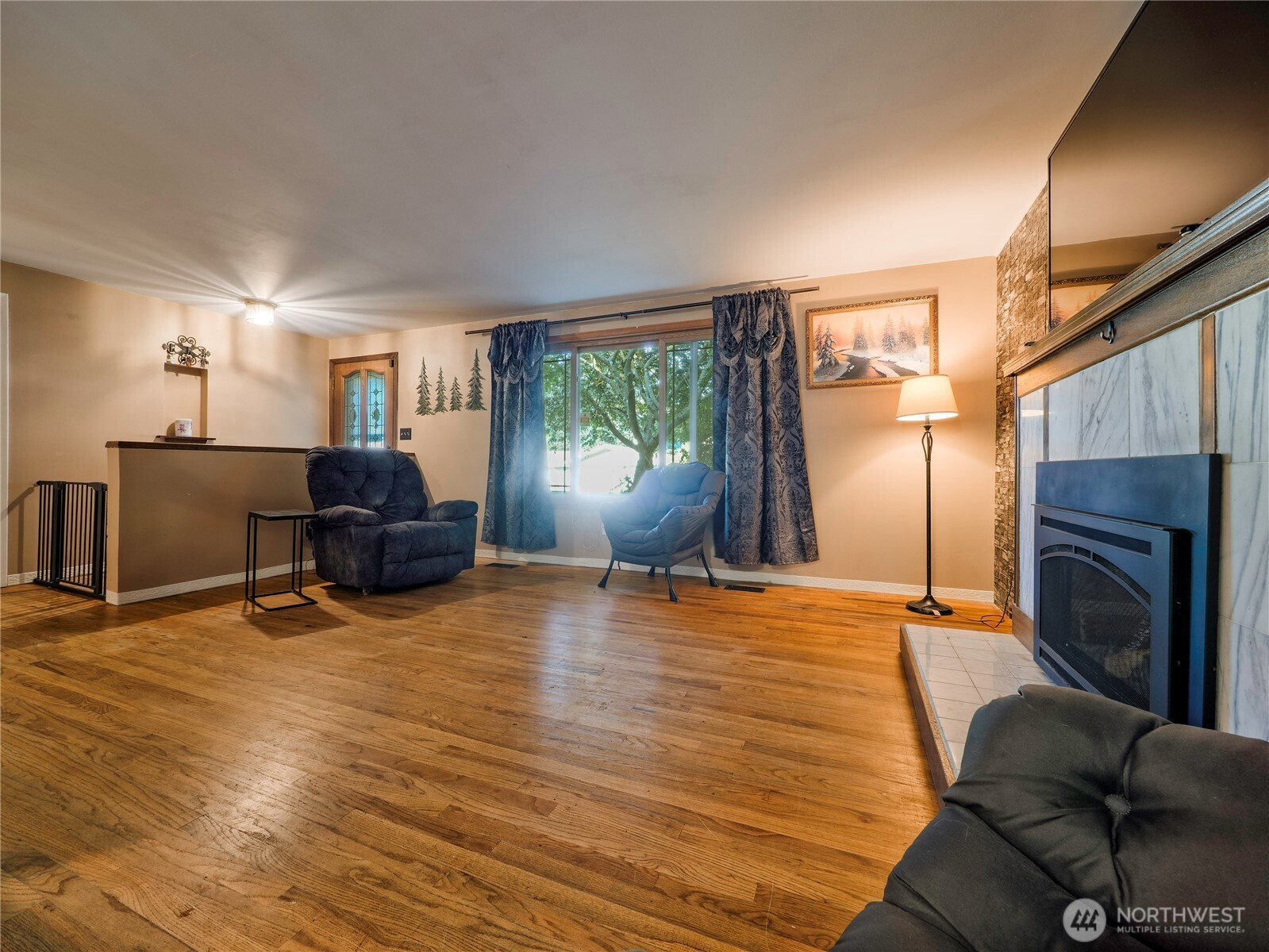 30443 3rd Avenue Property Photo 5