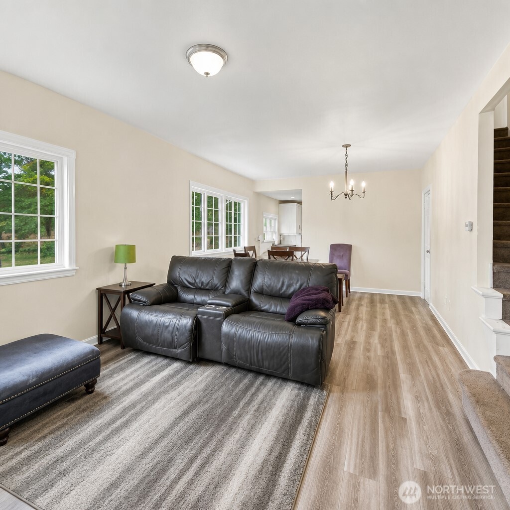 702 5th Avenue Property Photo 4