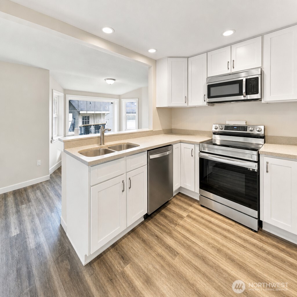 702 5th Avenue Property Photo 5