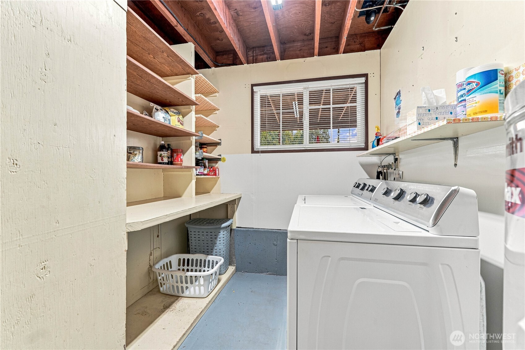 107 Oak Street Property Photo 13
