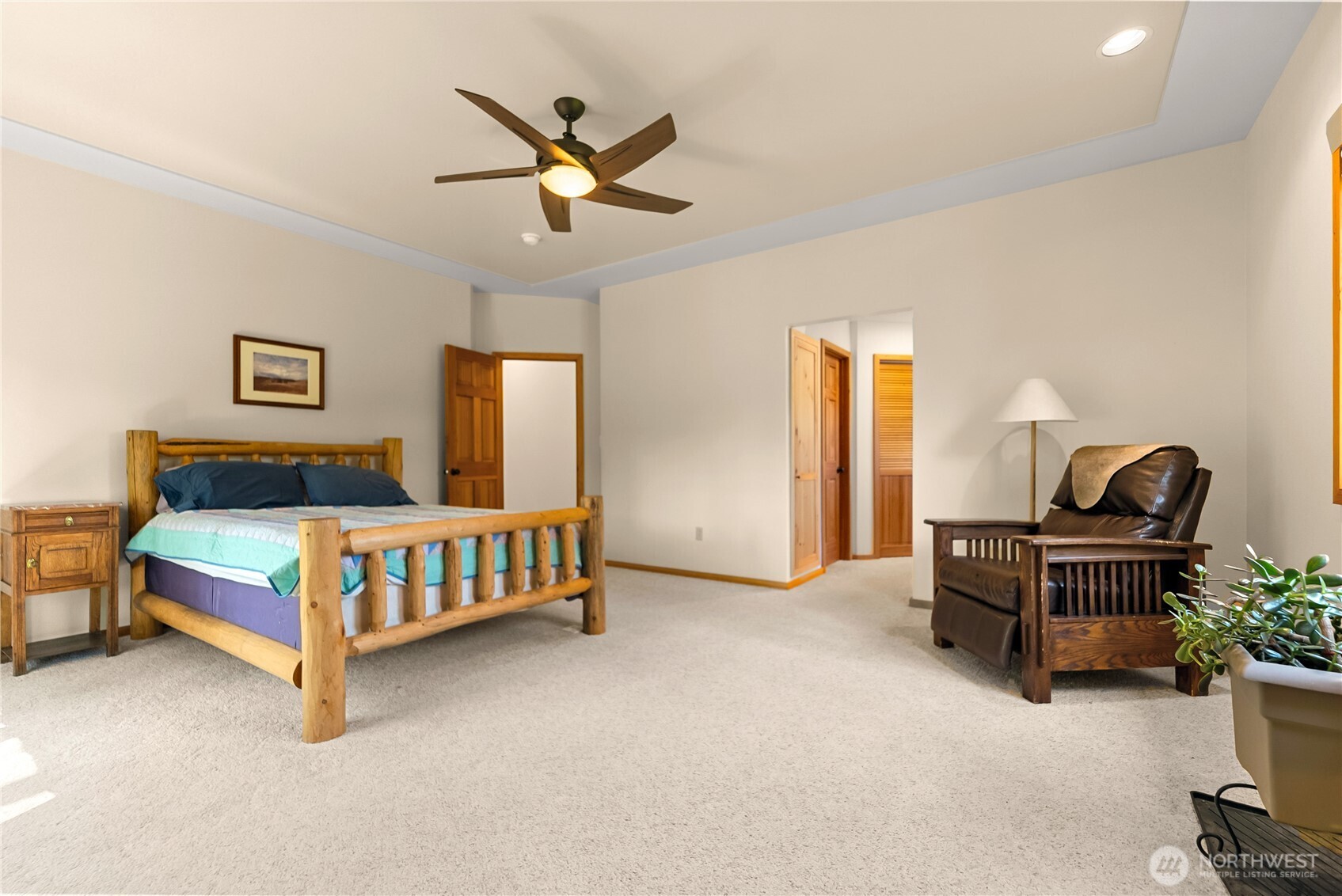 101 Evans Property Photo 27