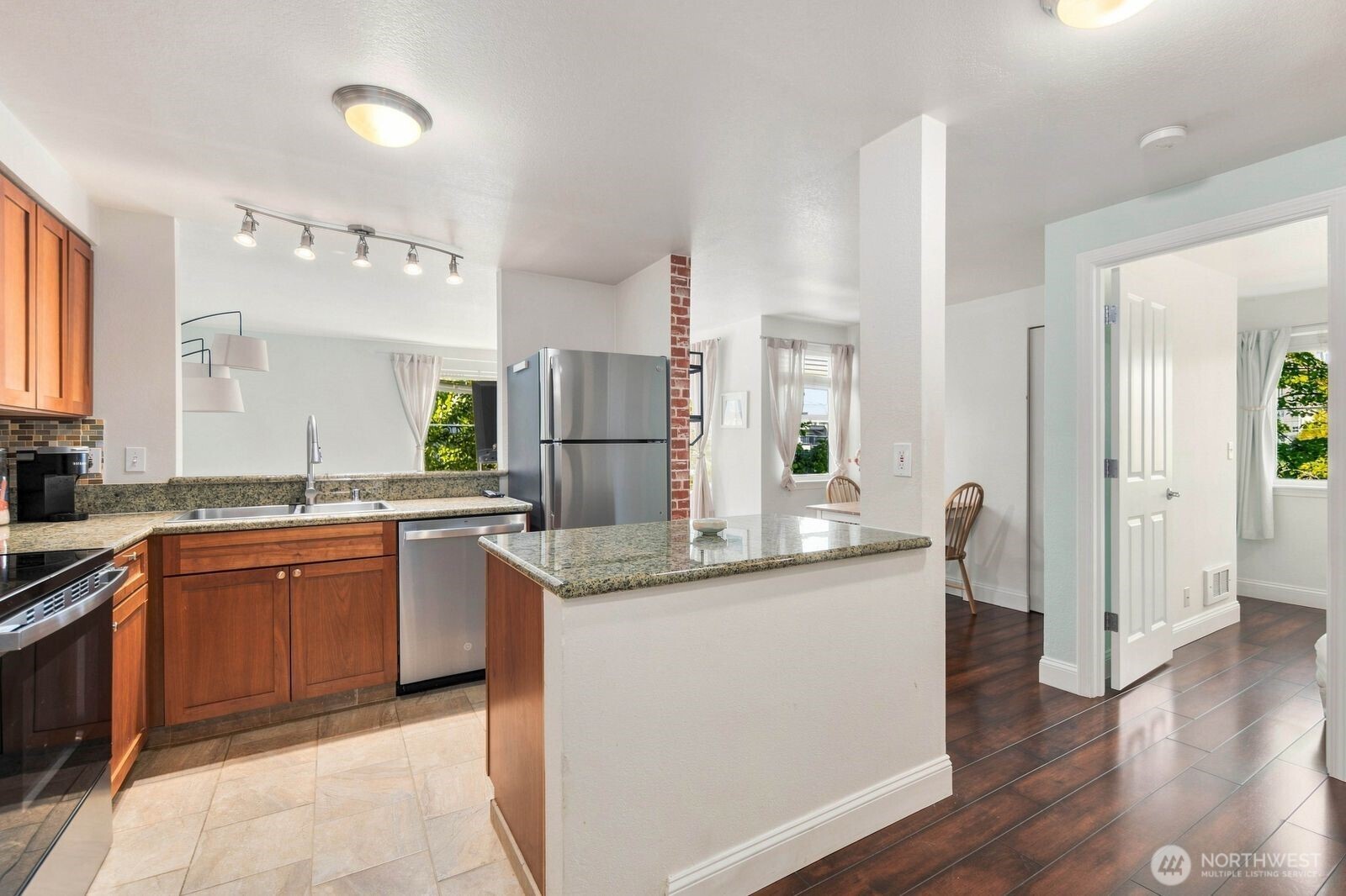 300 10th Avenue A309 Property Photo 10
