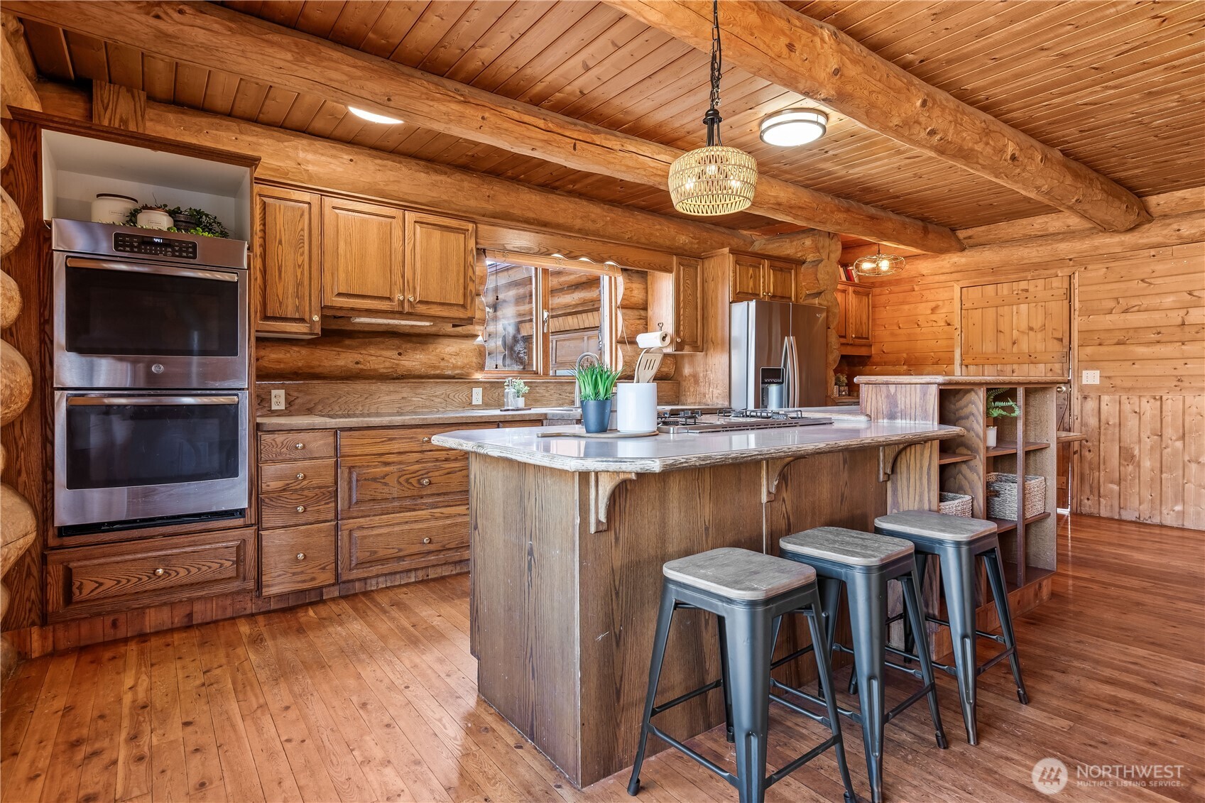 1231 Willeys Lake Rd Property Photo 7