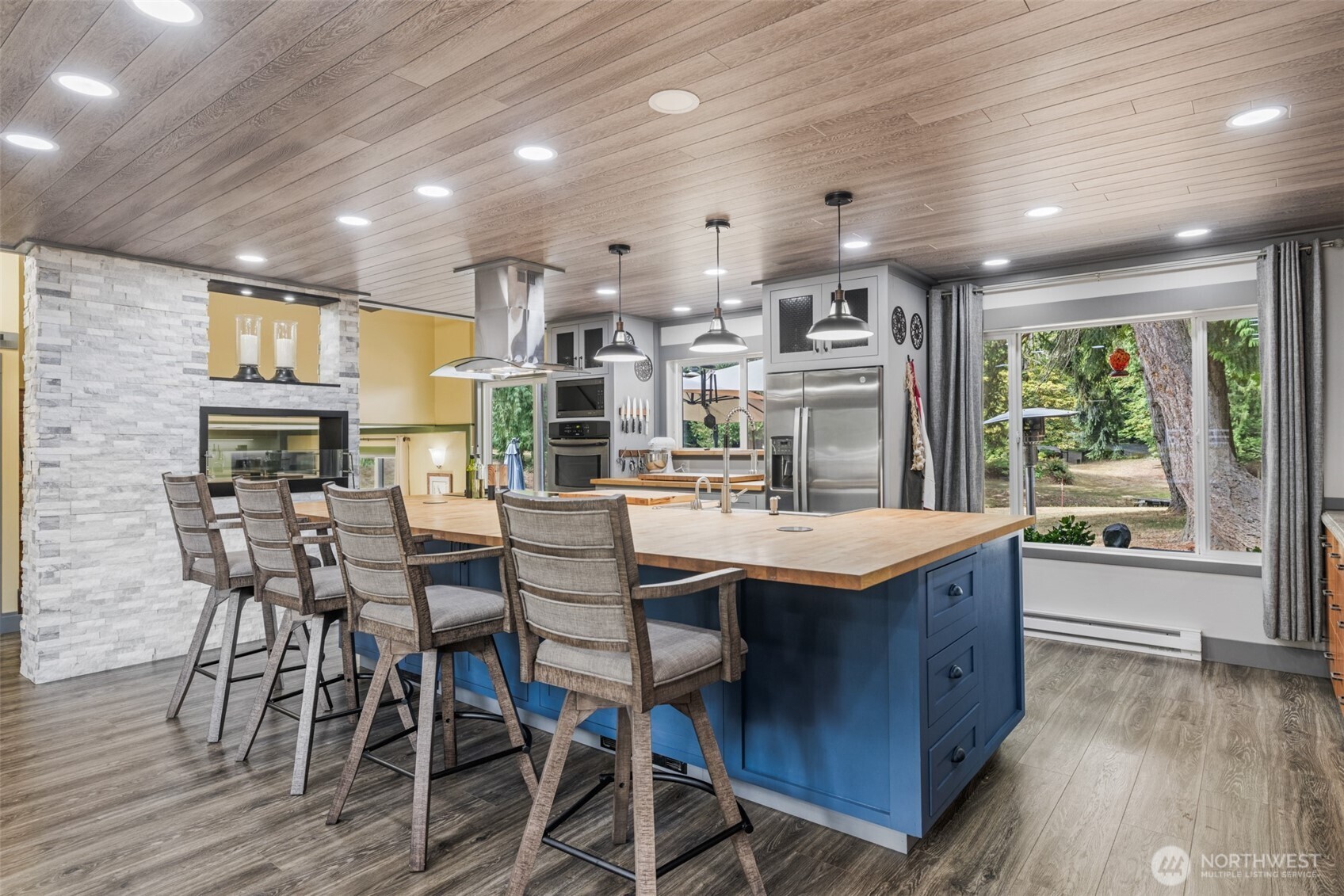 50 Mapleton Way Property Photo 8