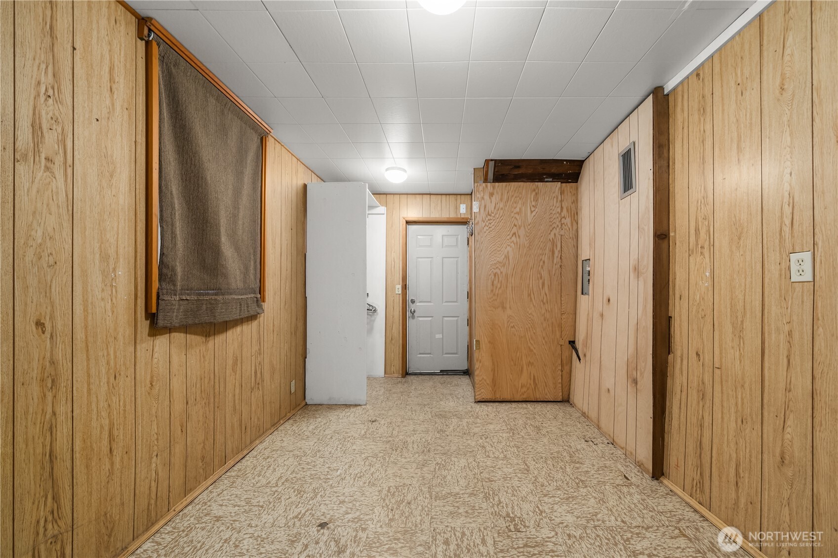 5019 N 46th Street Property Photo 20