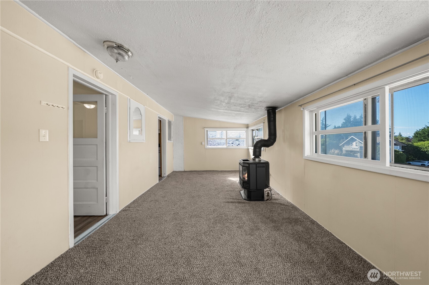 5019 N 46th Street Property Photo 21