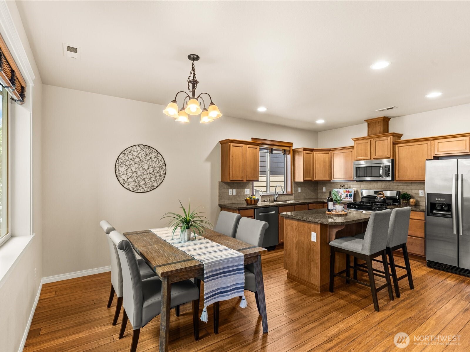 103 162nd Place Property Photo 3