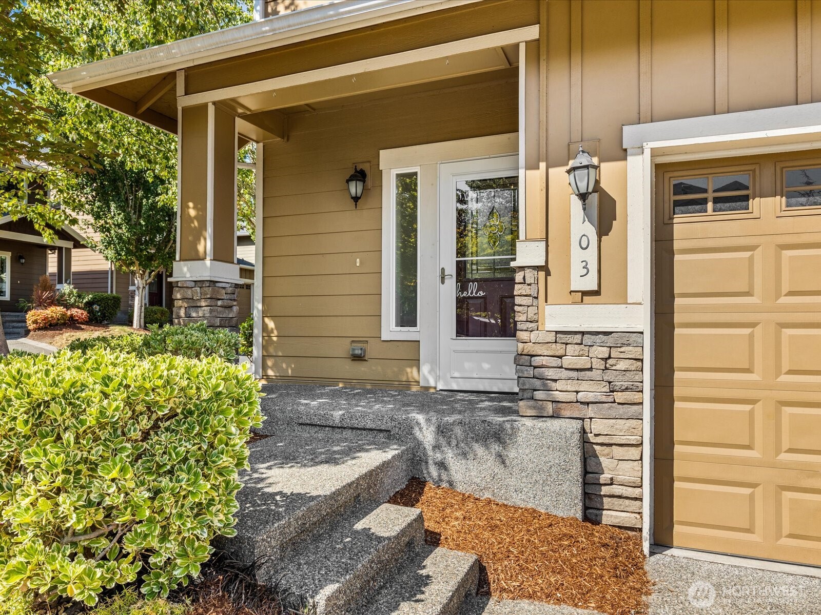 103 162nd Place Property Photo 5