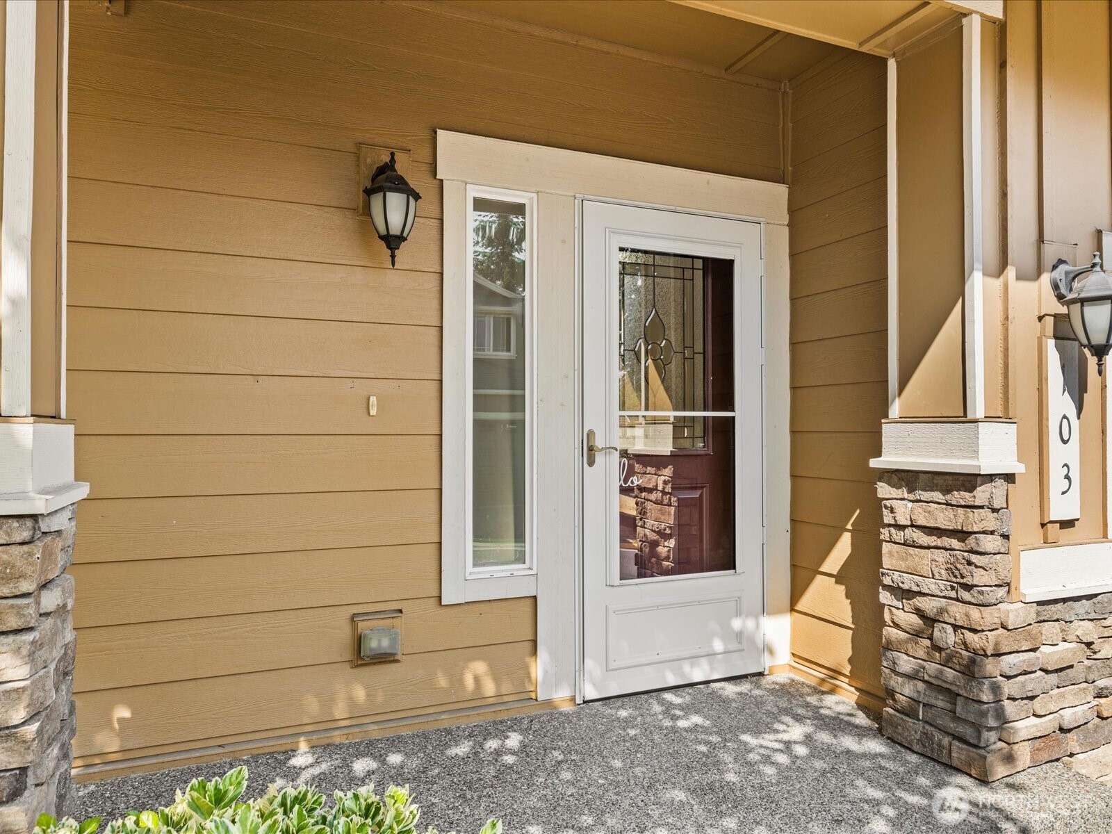 103 162nd Place Property Photo 6