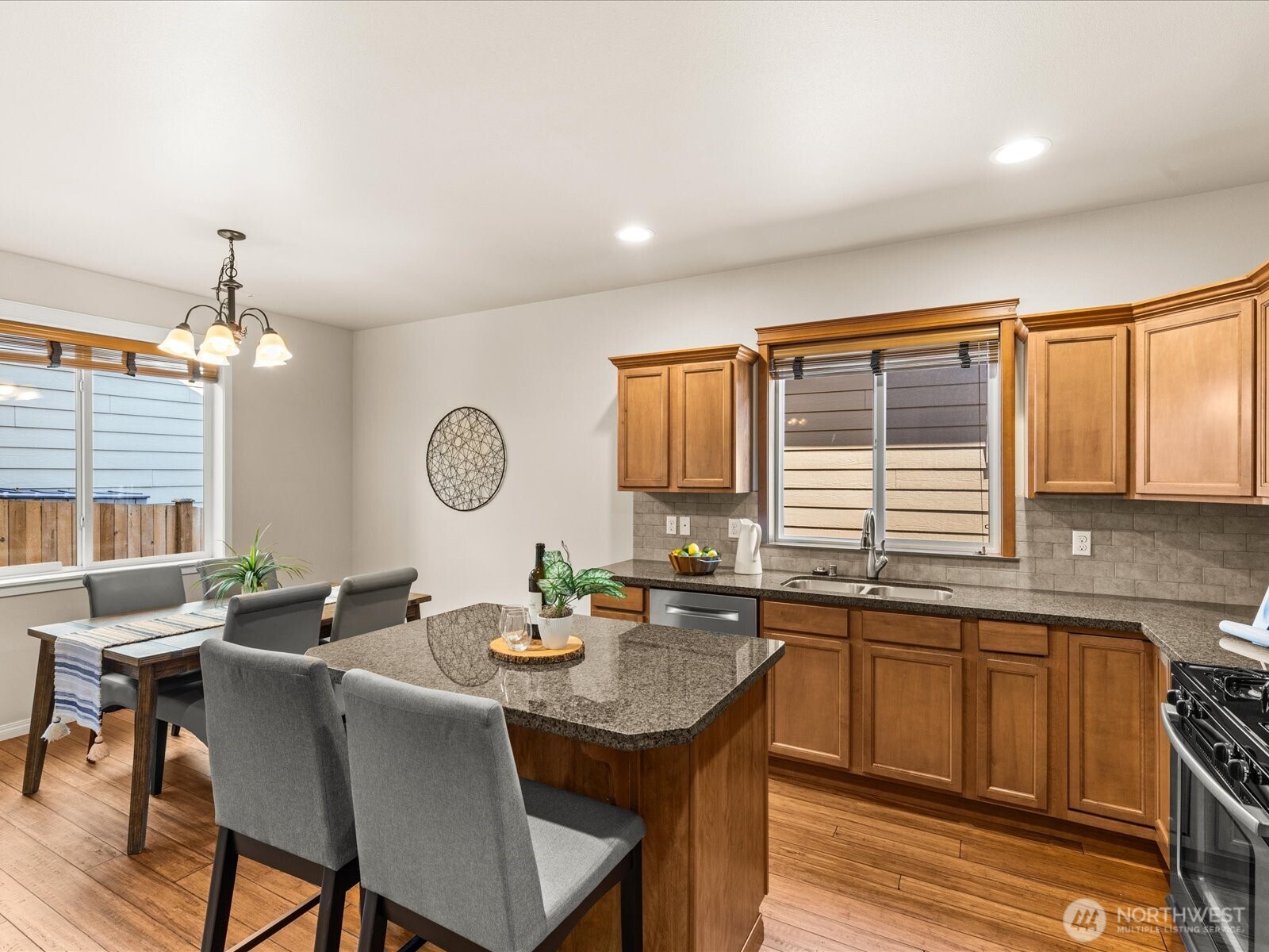 103 162nd Place Property Photo 20