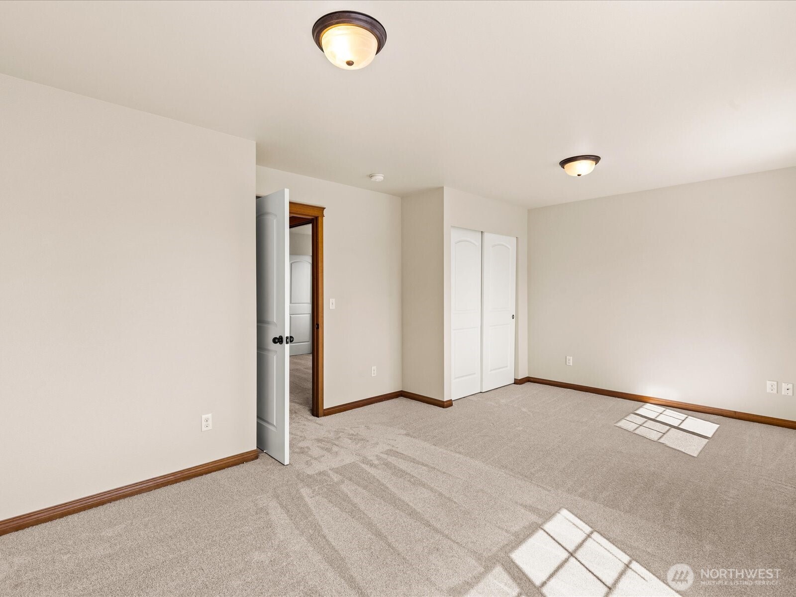 103 162nd Place Property Photo 34