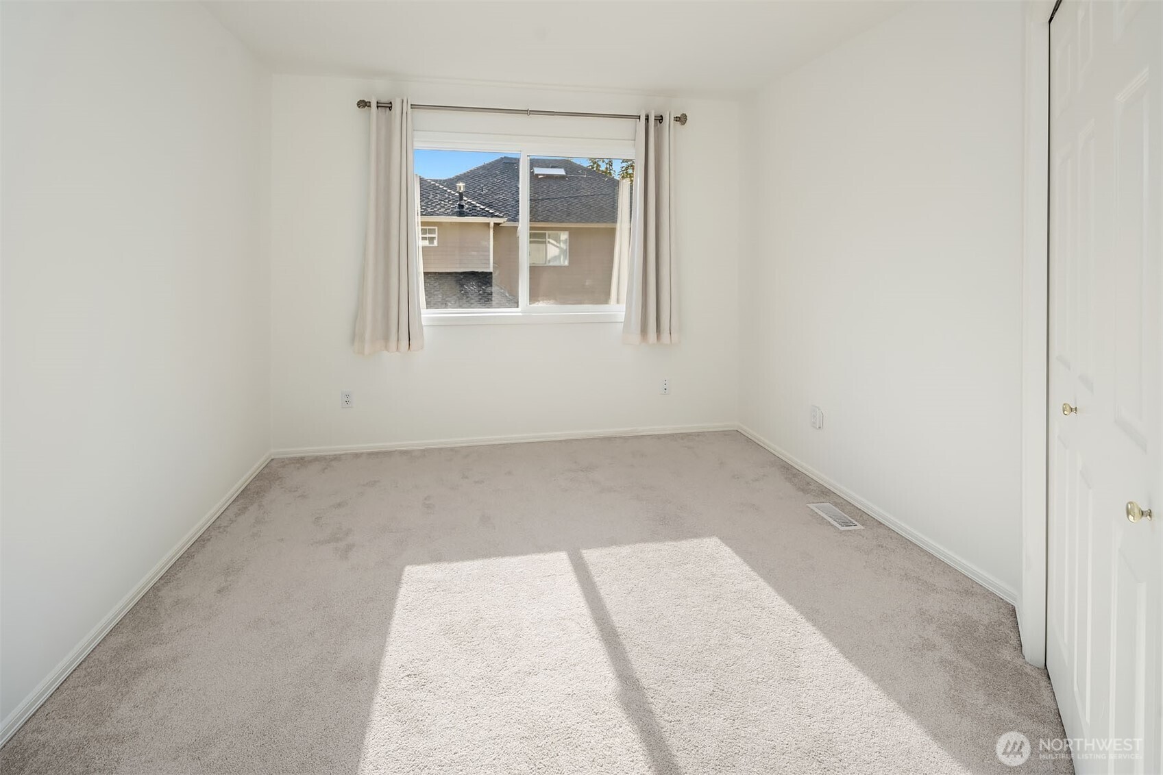 21728 Ne 81st Street Property Photo 29