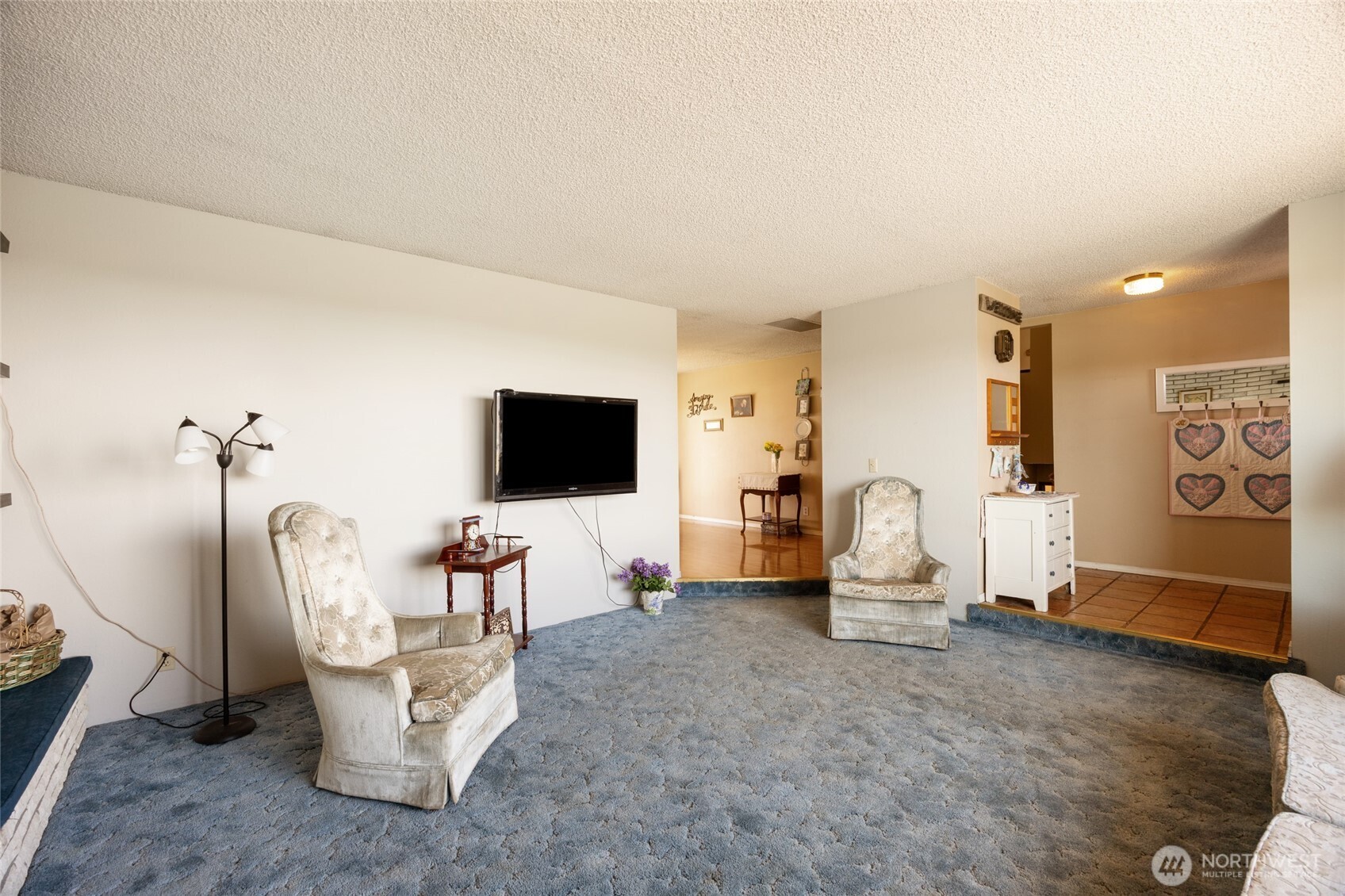 6919 D.5 Road Property Photo 7