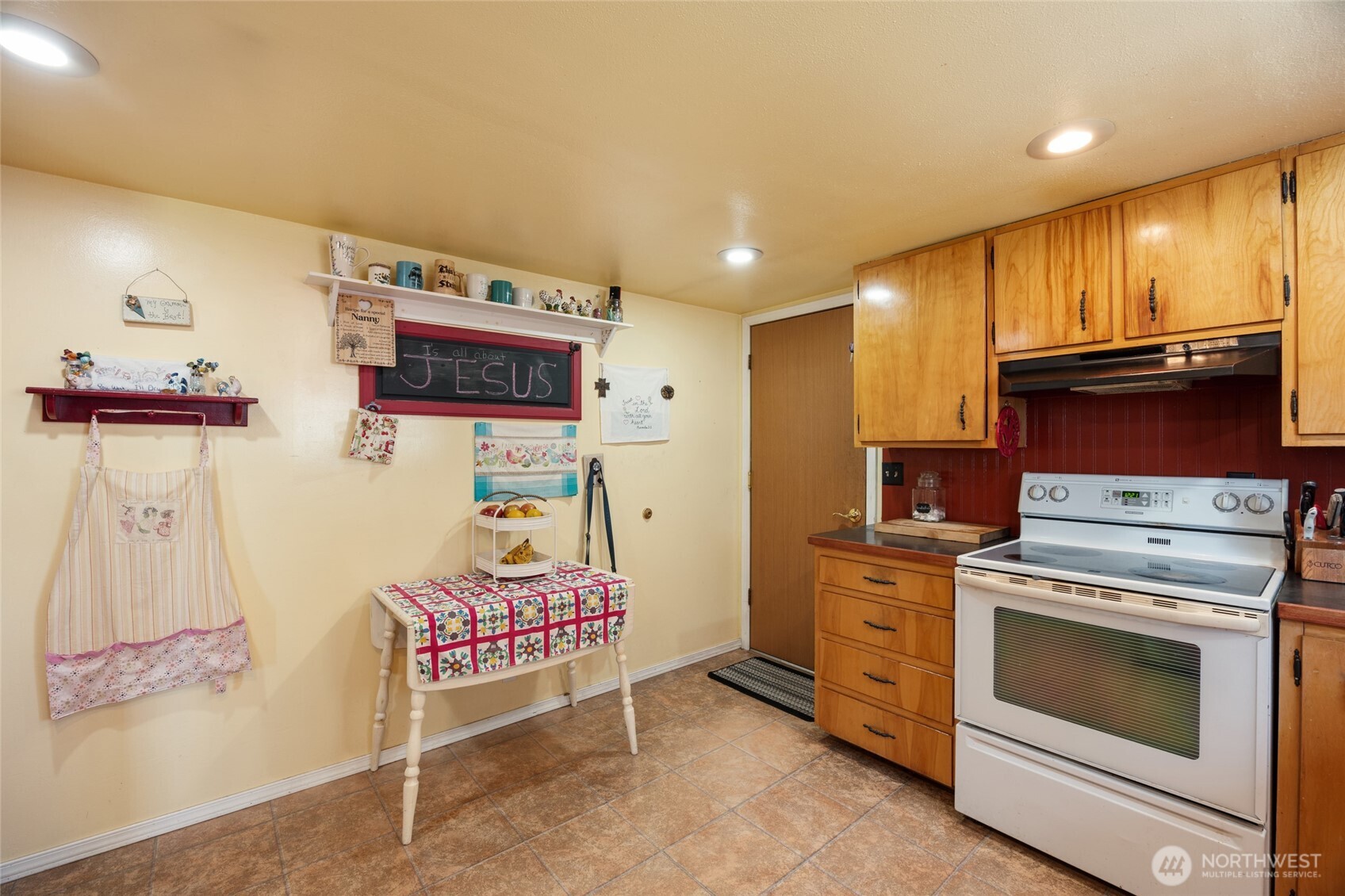 6919 D.5 Road Property Photo 13