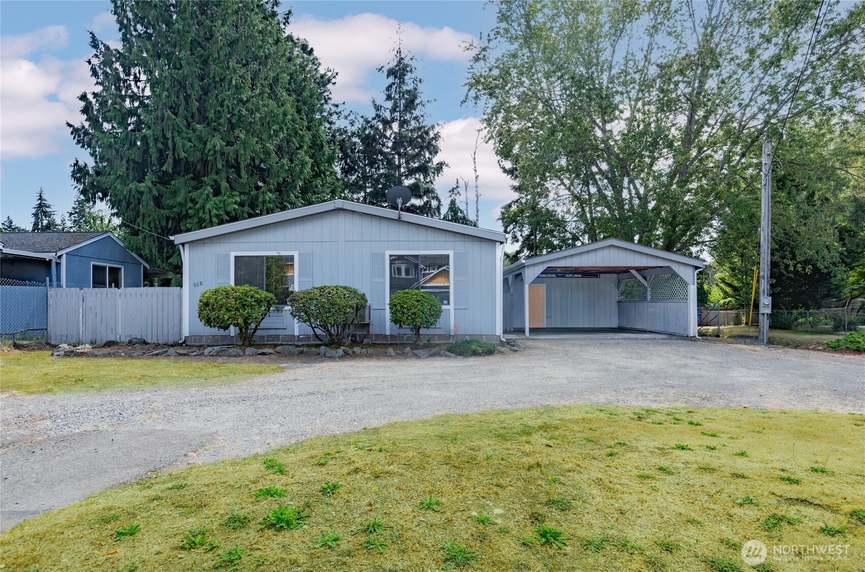 820 96th Street Property Photo 2