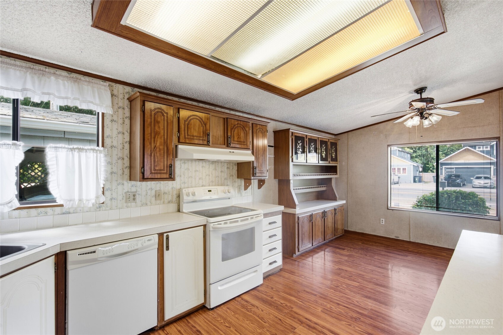 820 96th Street Property Photo 11